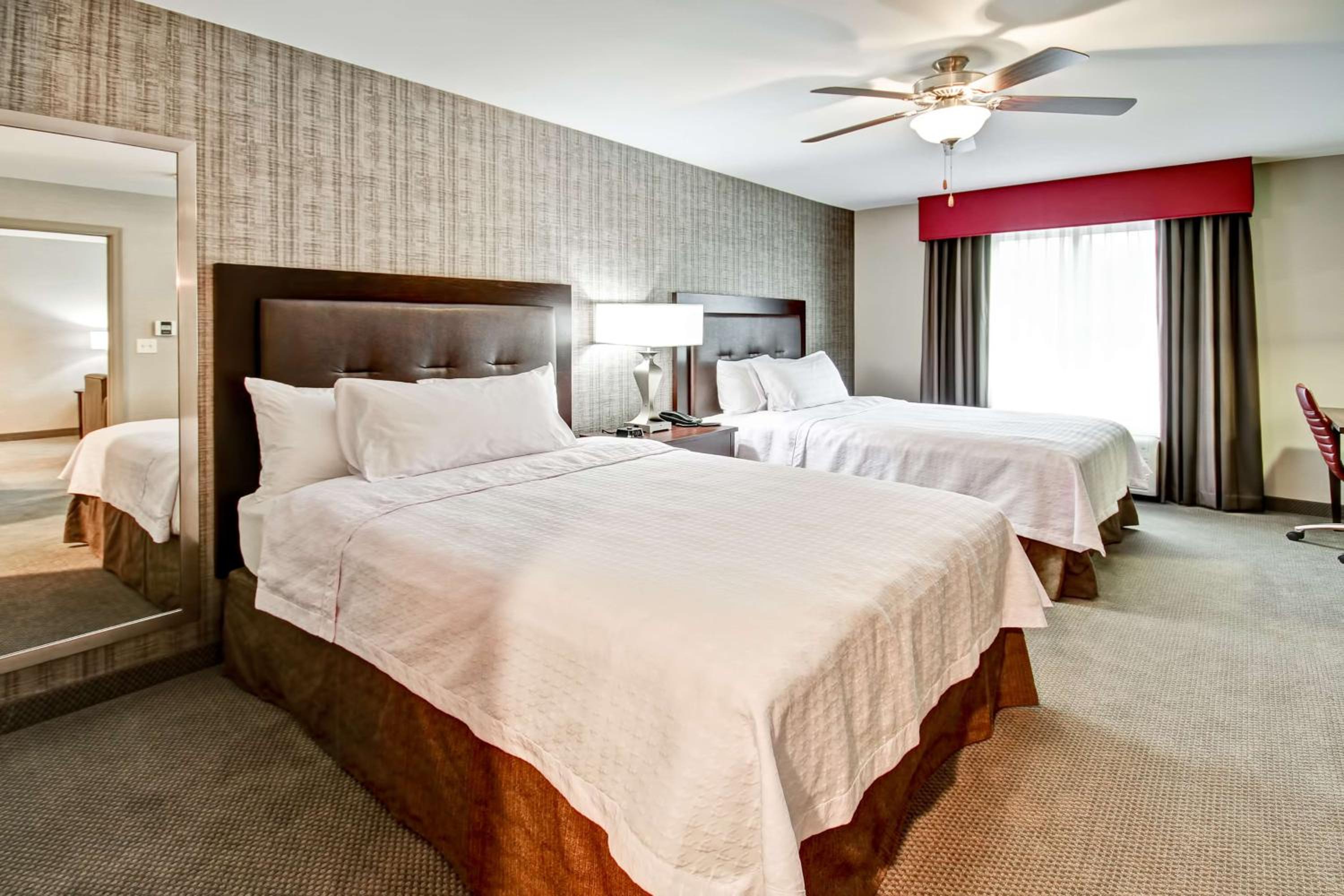 Two-Bedroom King Suite - Mobility Access/Non-Smoking photo 3