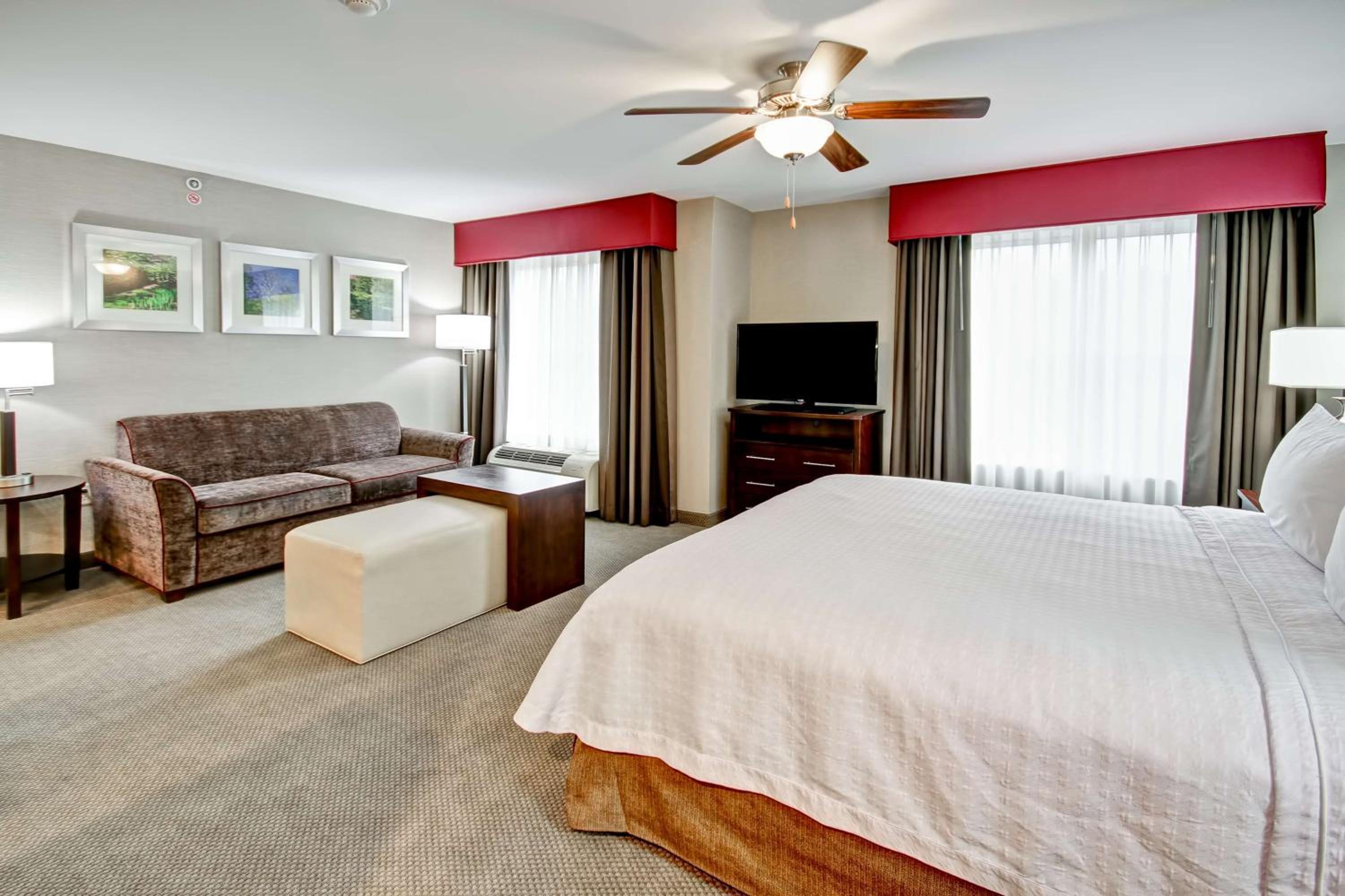 King Studio Suite - Non-Smoking photo 3