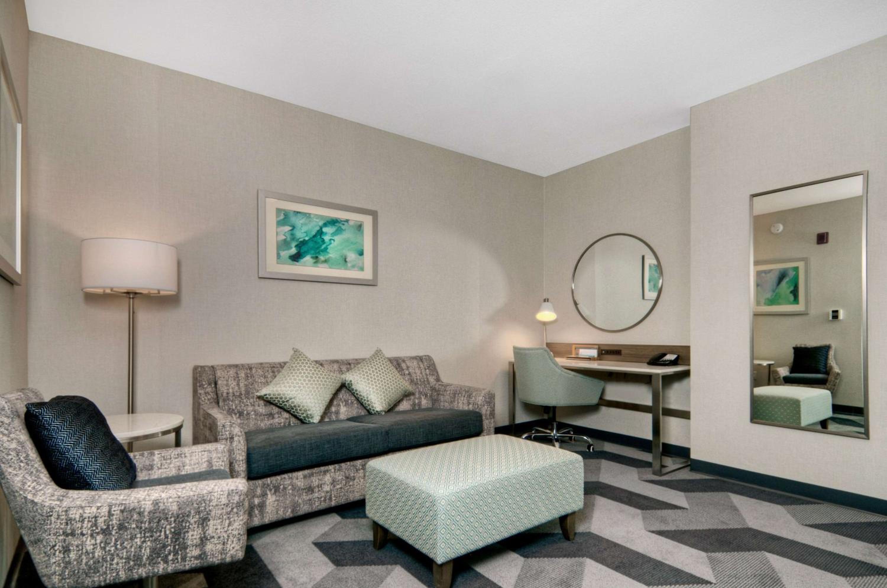 One-Bedroom King Suite - Photo 1