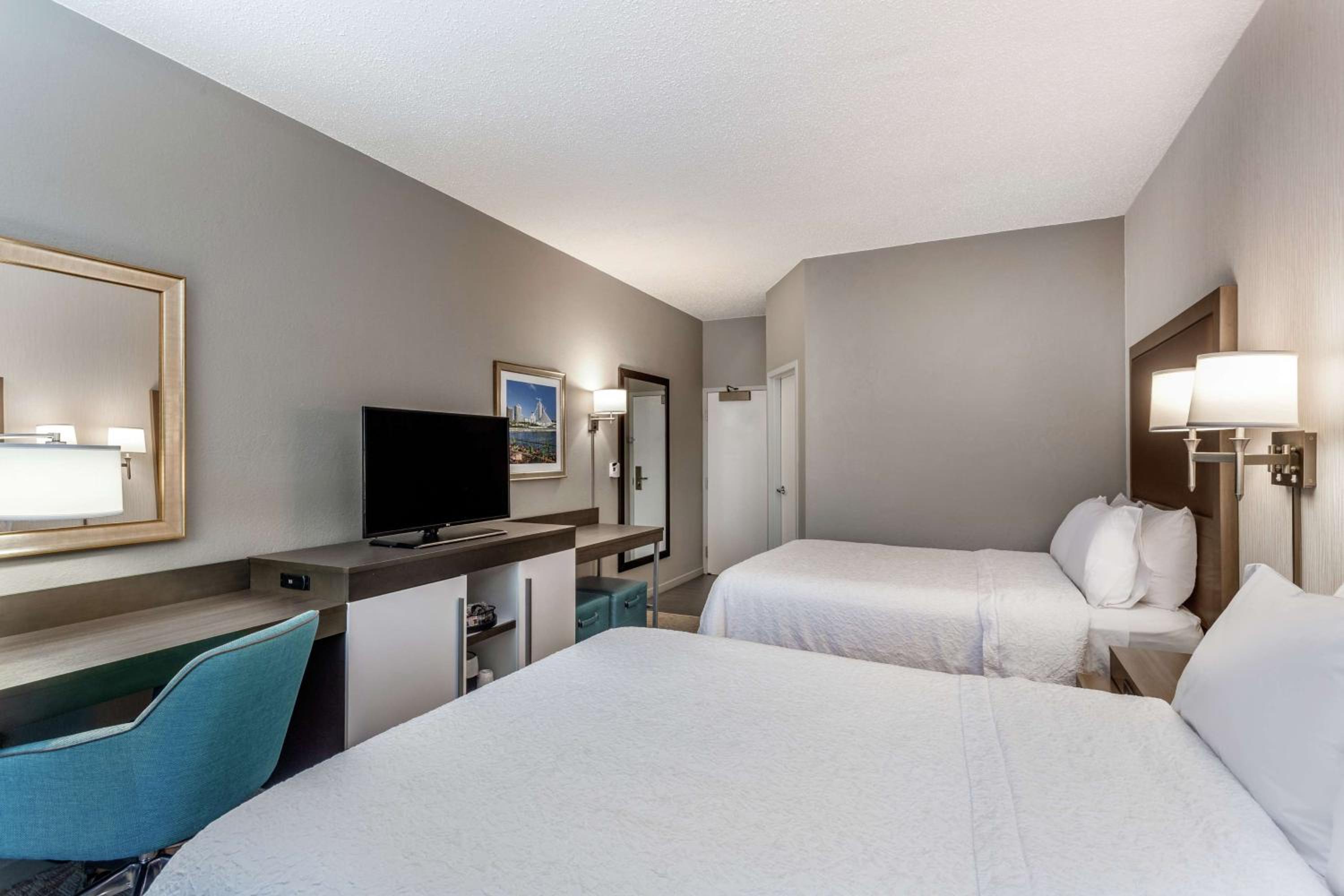 Room with Two Queen Beds - Non-Smoking