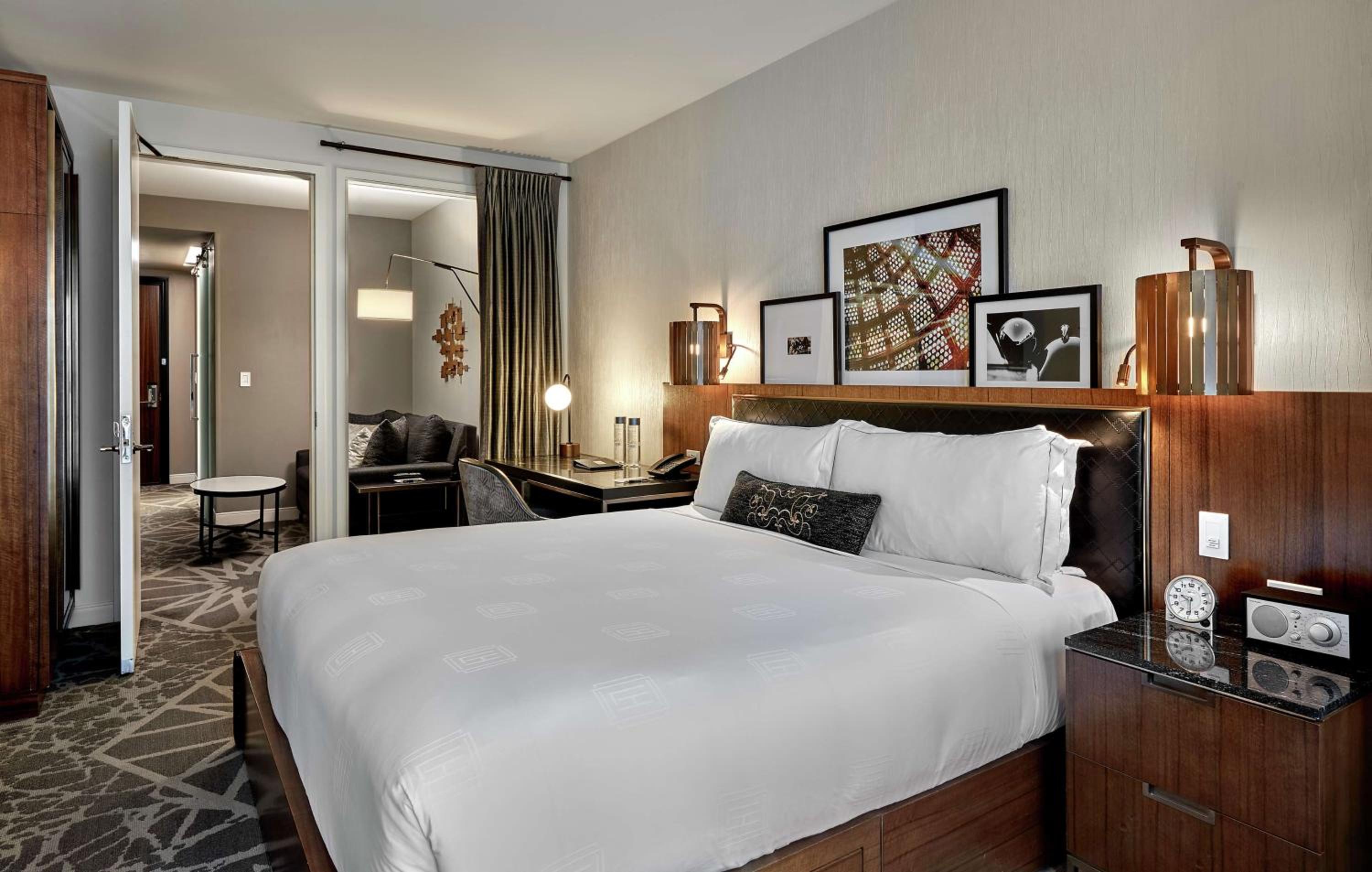 Vista King Suite