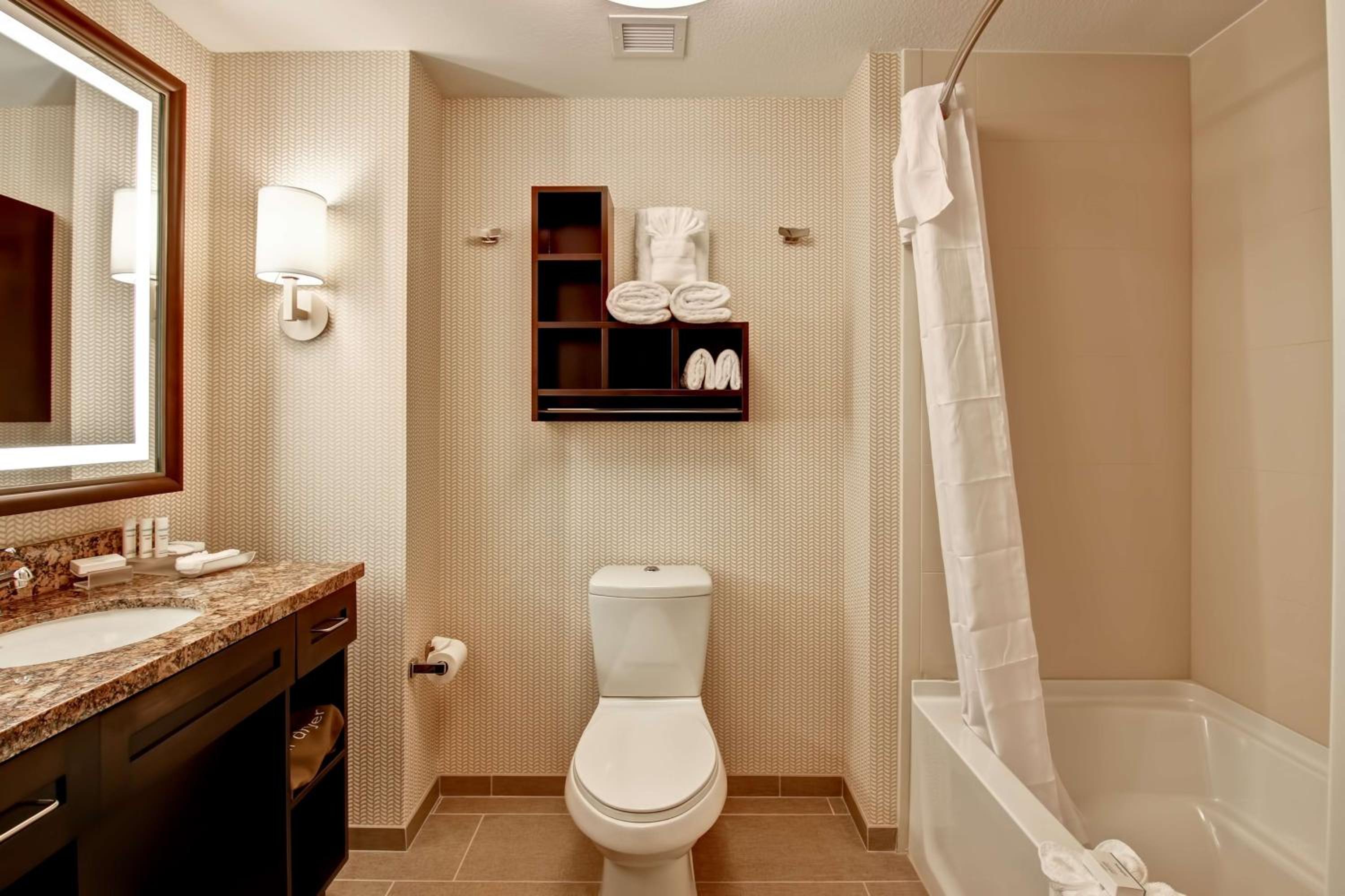 King Urban Studio Suite