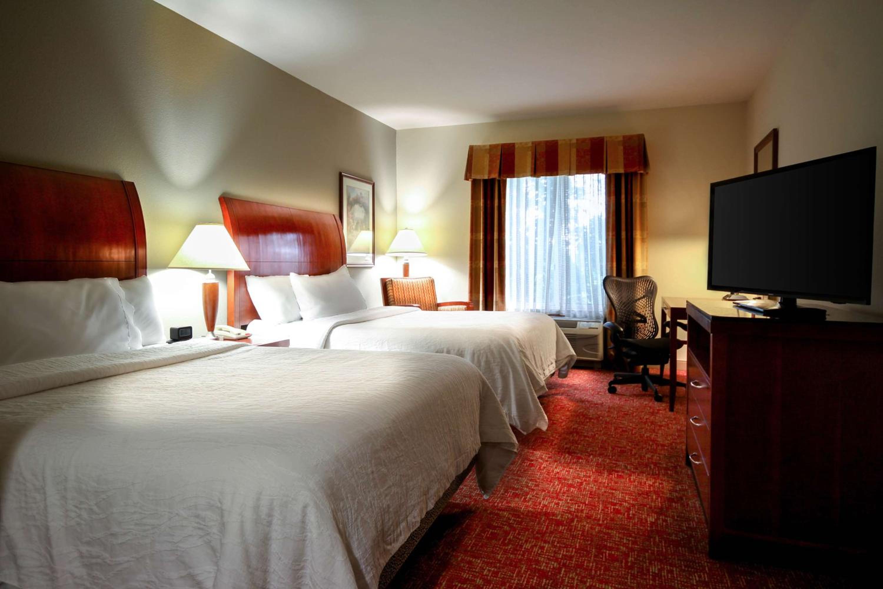 Queen Room with Two Queen Beds - Photo 1