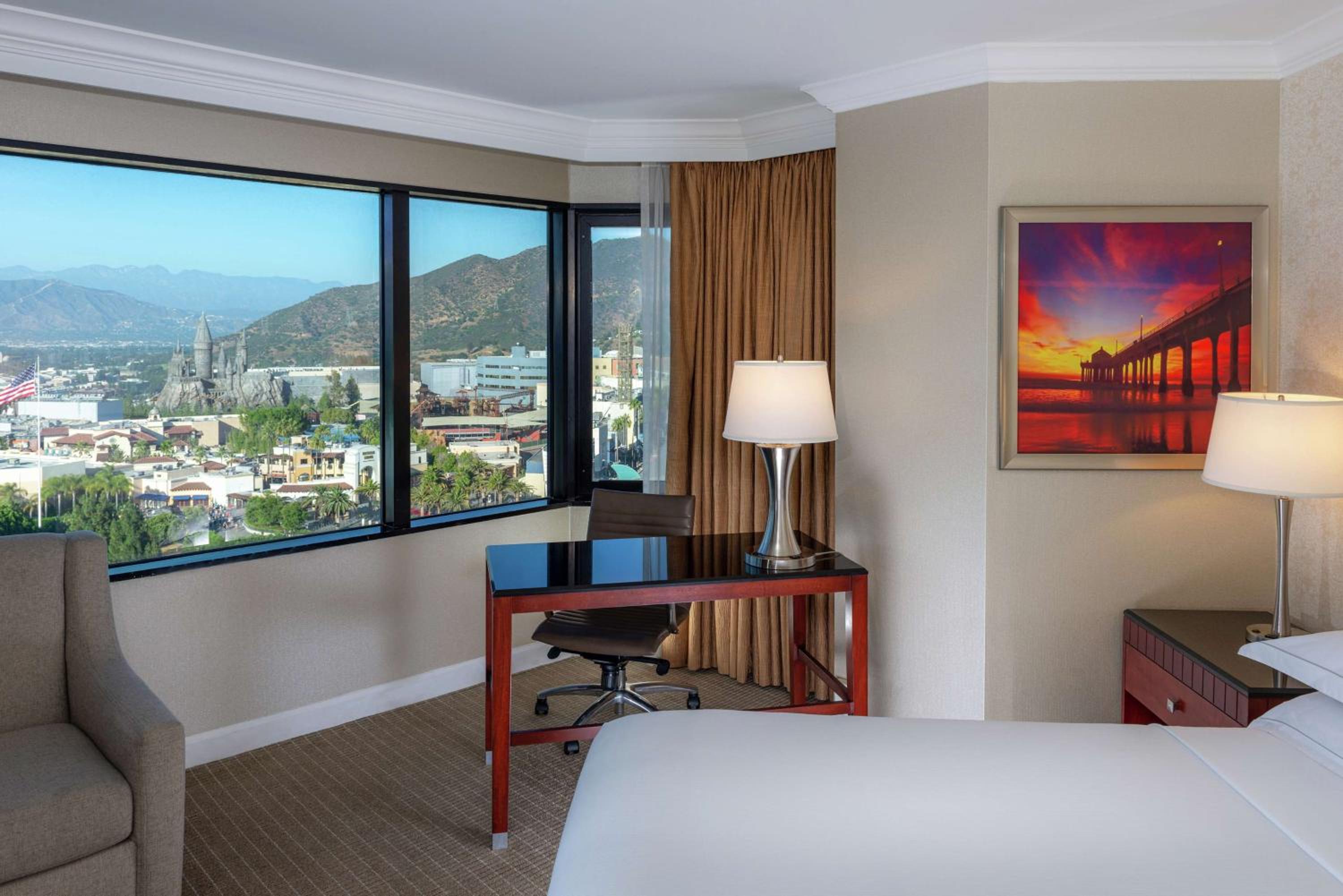 Executive King Room with Sofa Bed