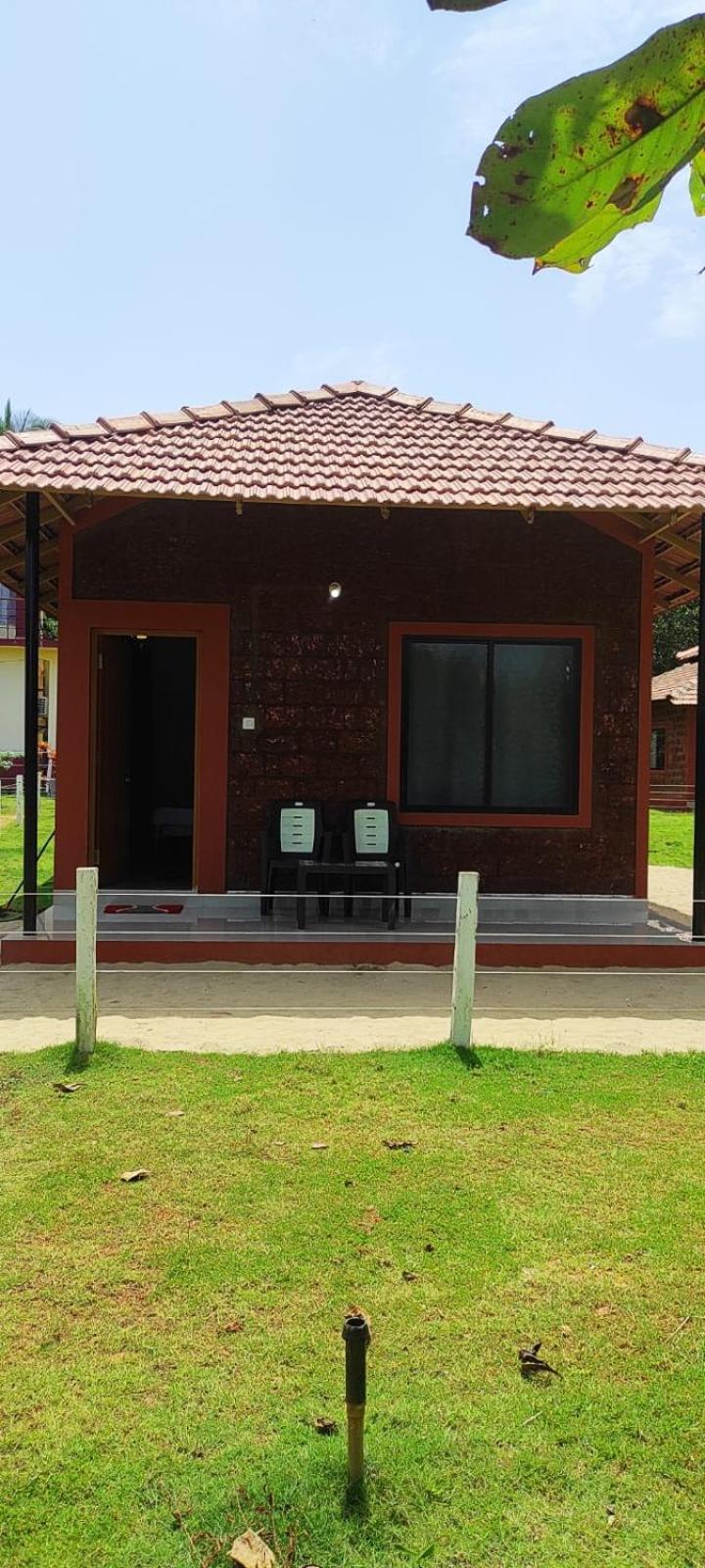 Deluxe Triple Room with Sea View photo 3