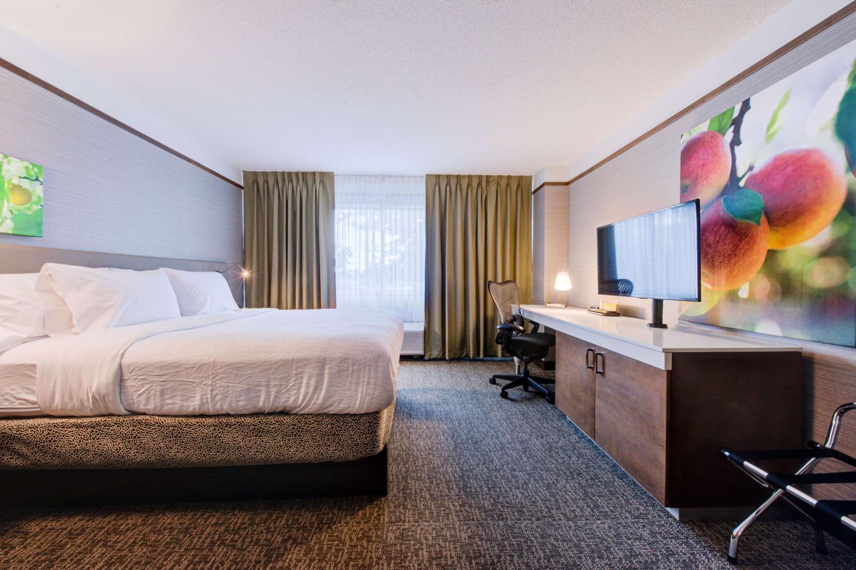 Double Room with Two Double Beds - Photo 1
