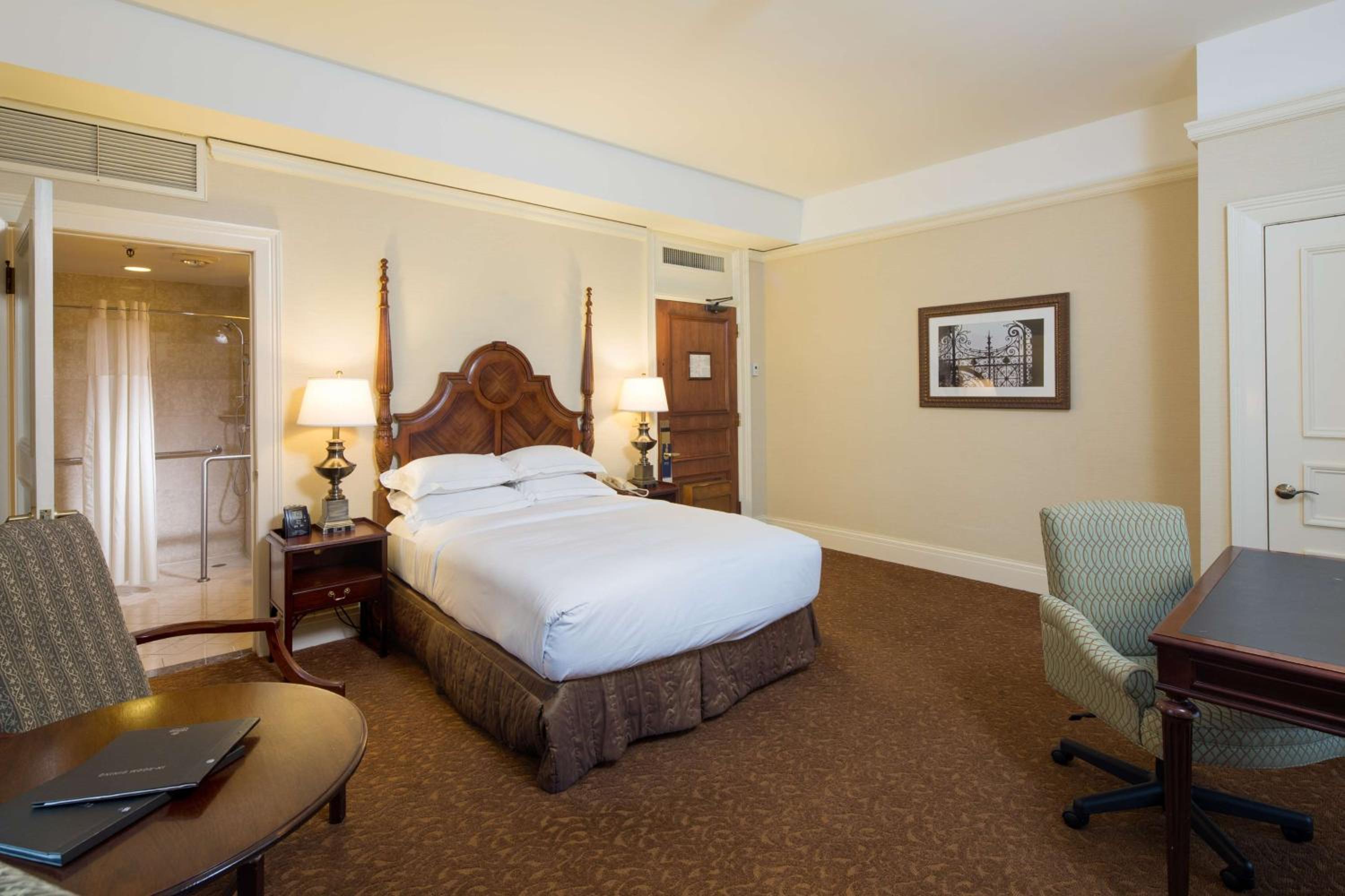 Queen Room - Photo 4