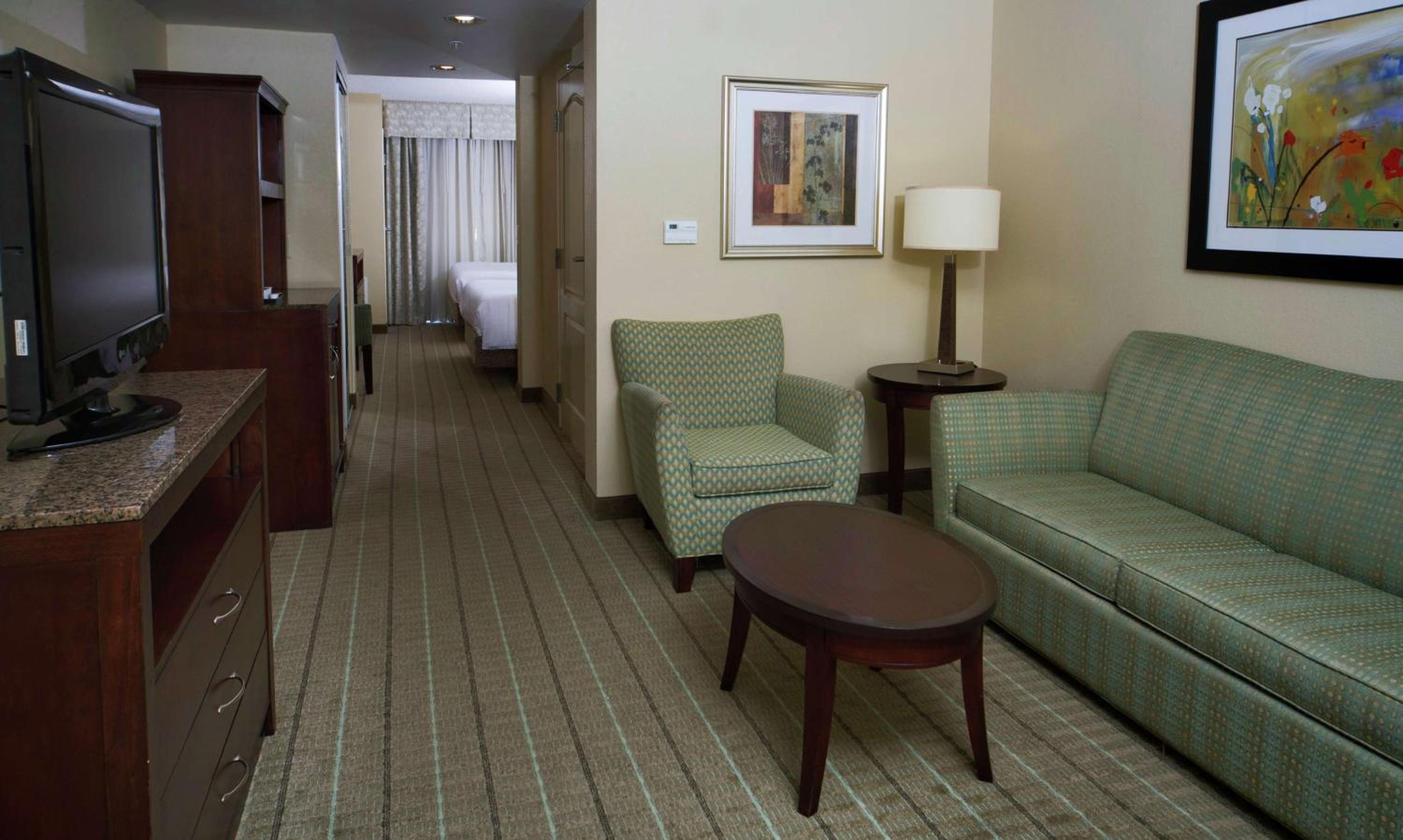 Junior Suite with Two Queen Beds - Photo 5