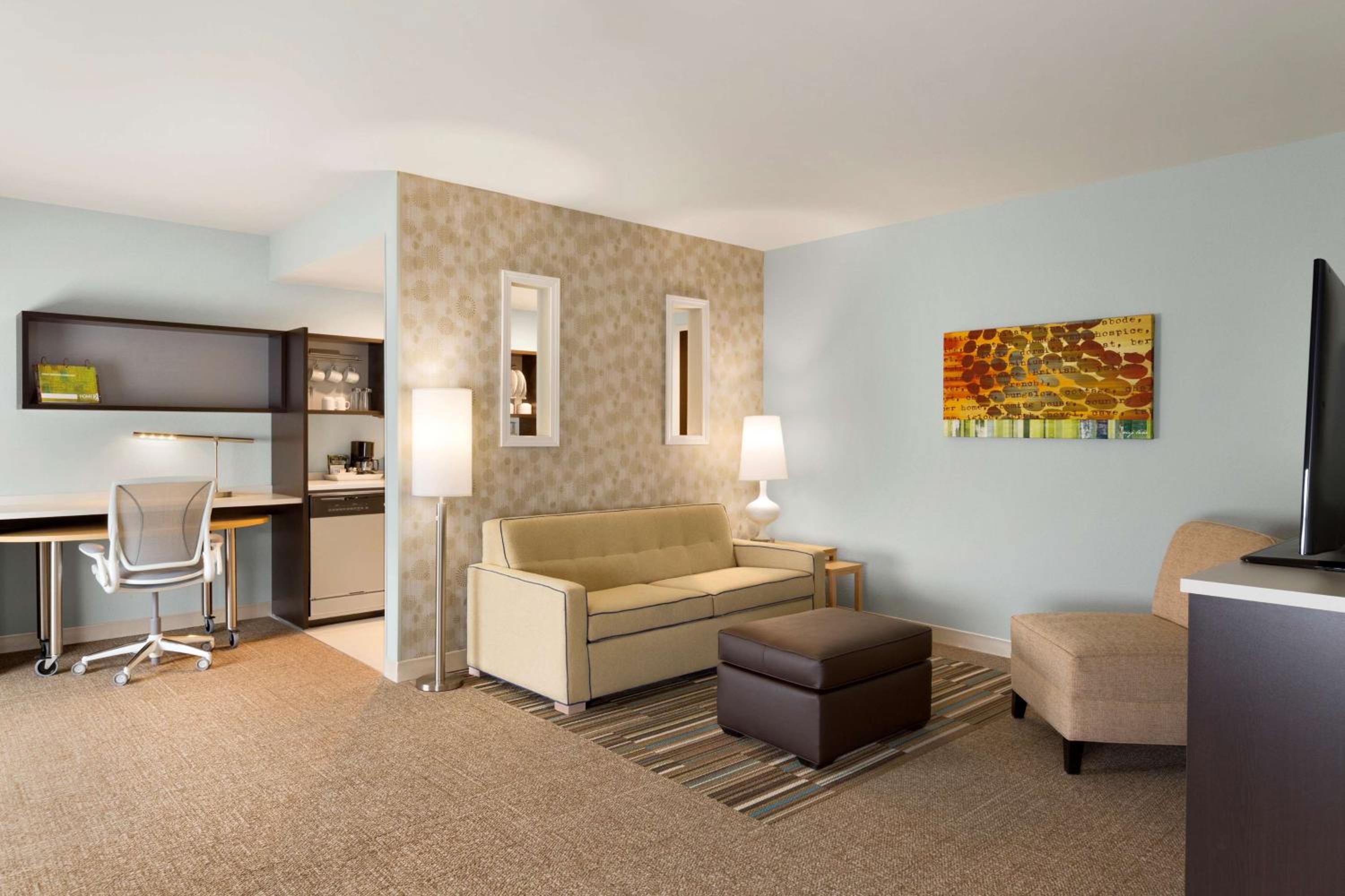 King Suite - Mobility Access/Non-Smoking photo 1