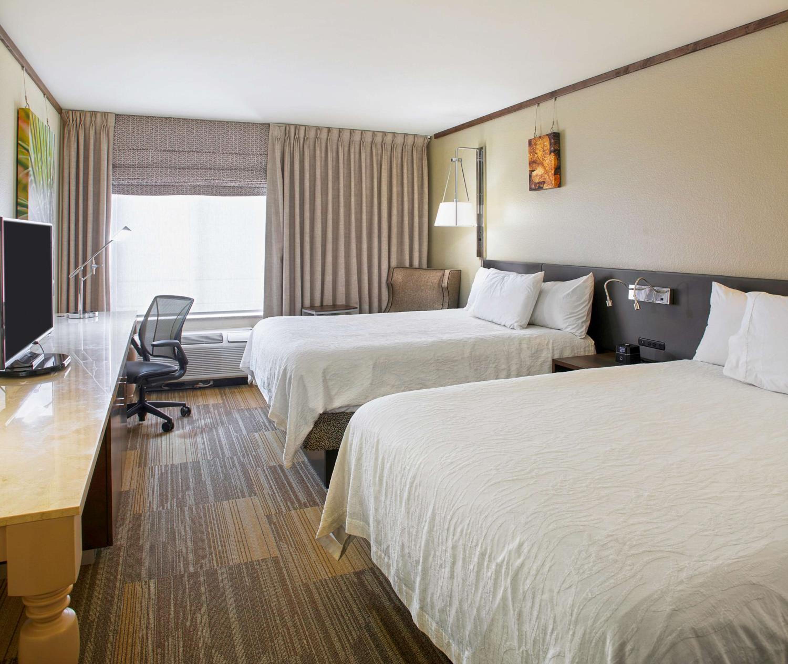 Queen Room with Two Queen Beds - Photo 1