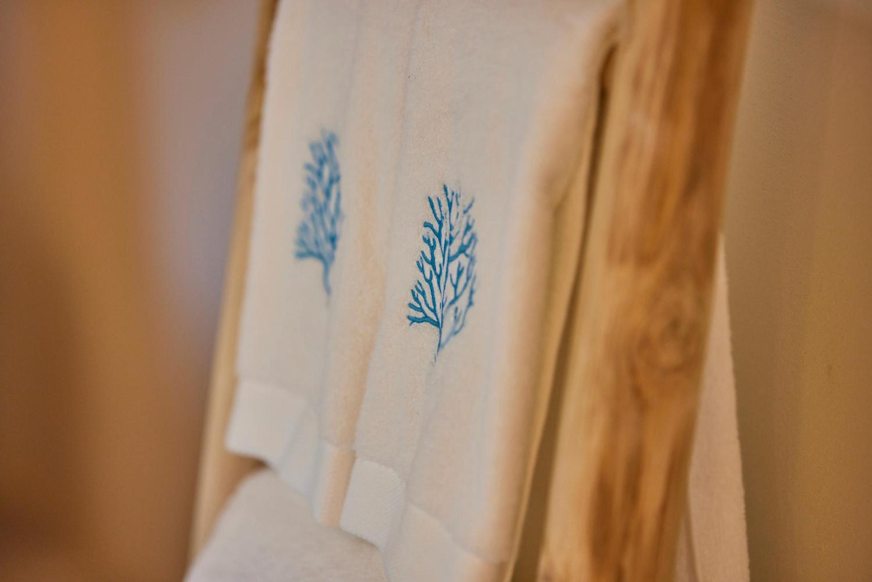 Pool Garden Suite - Photo 11