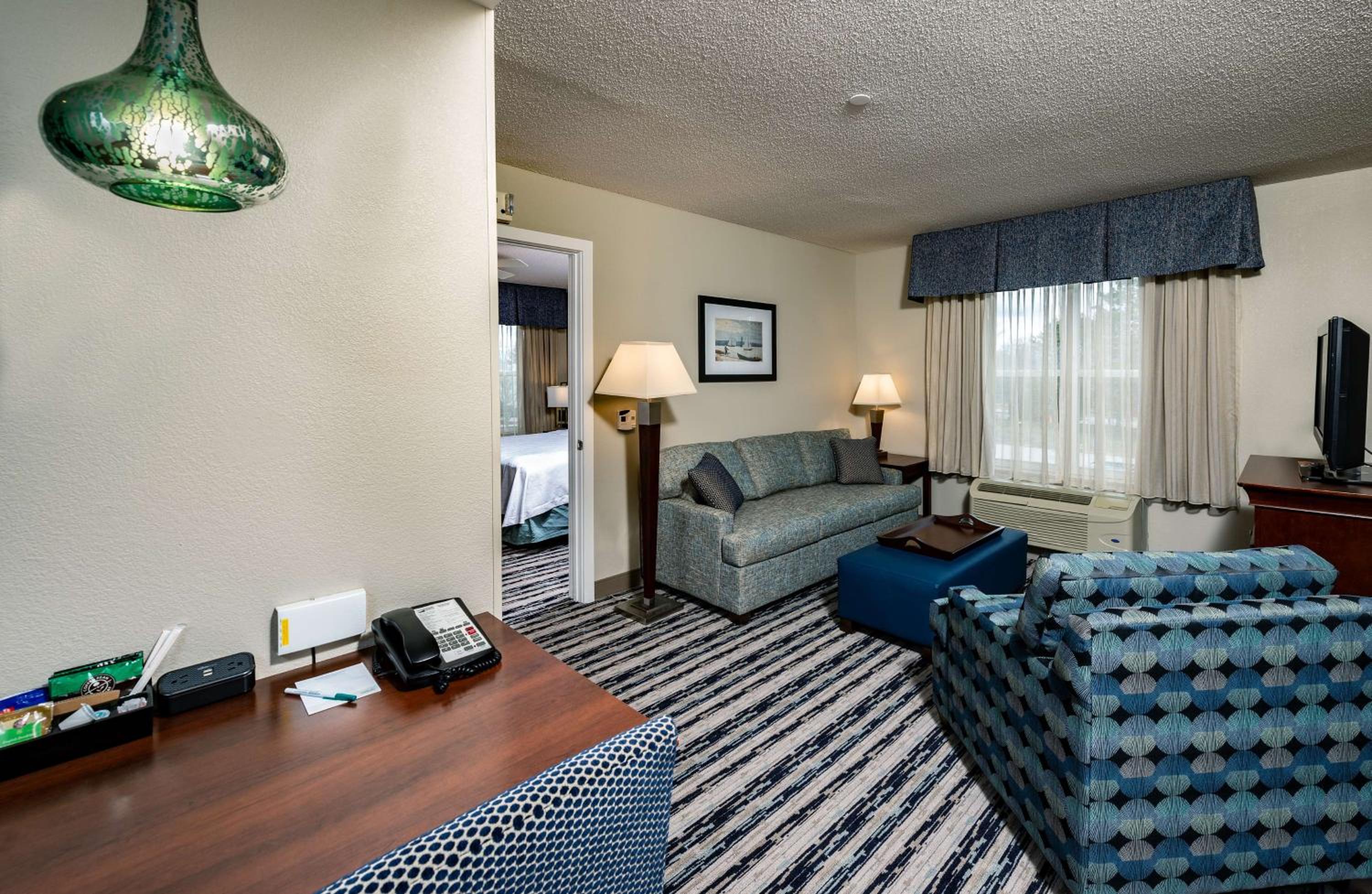 One-Bedroom King Suite - Non-Smoking - Photo 1