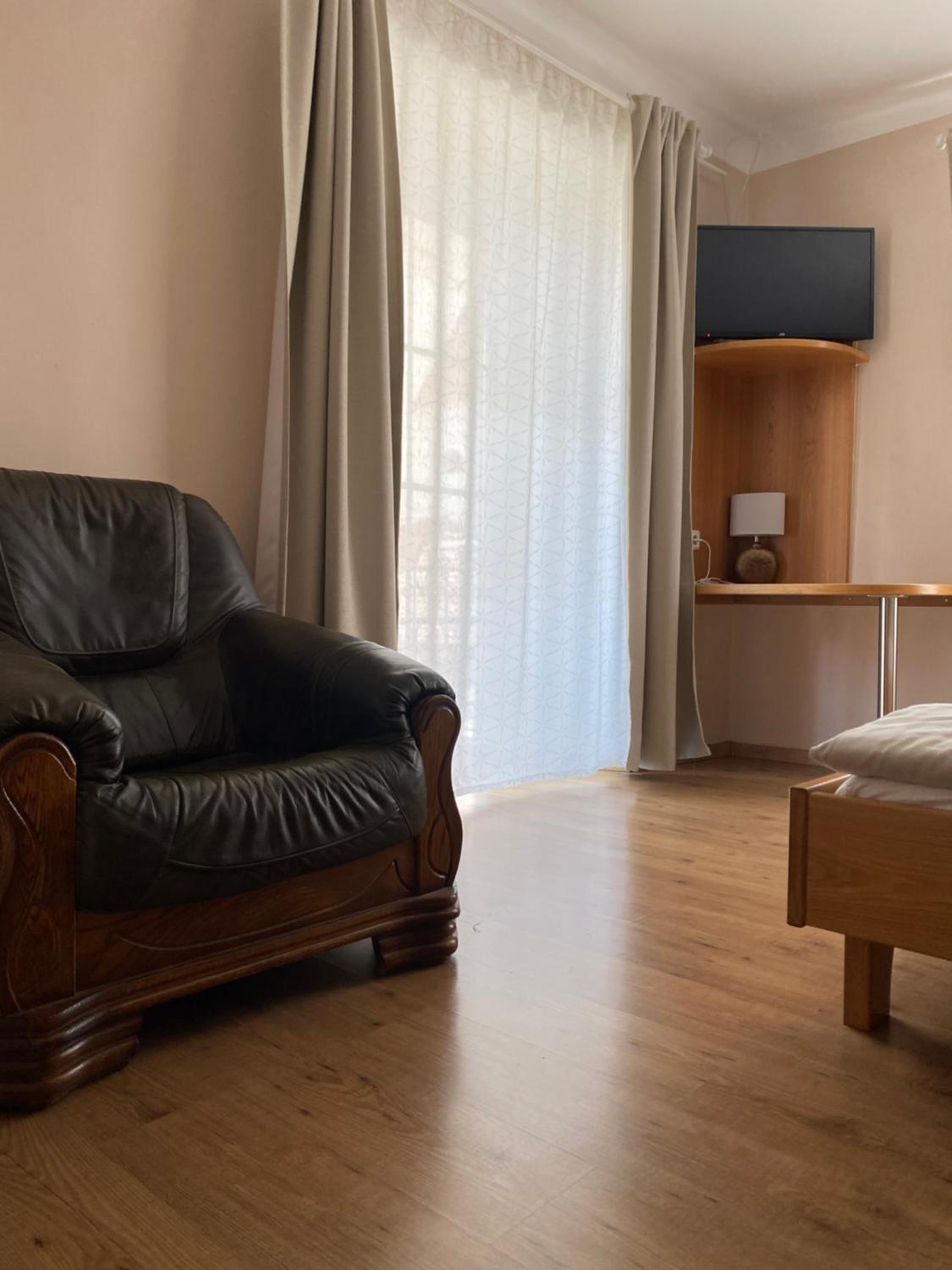 Deluxe Double Room - Photo 3
