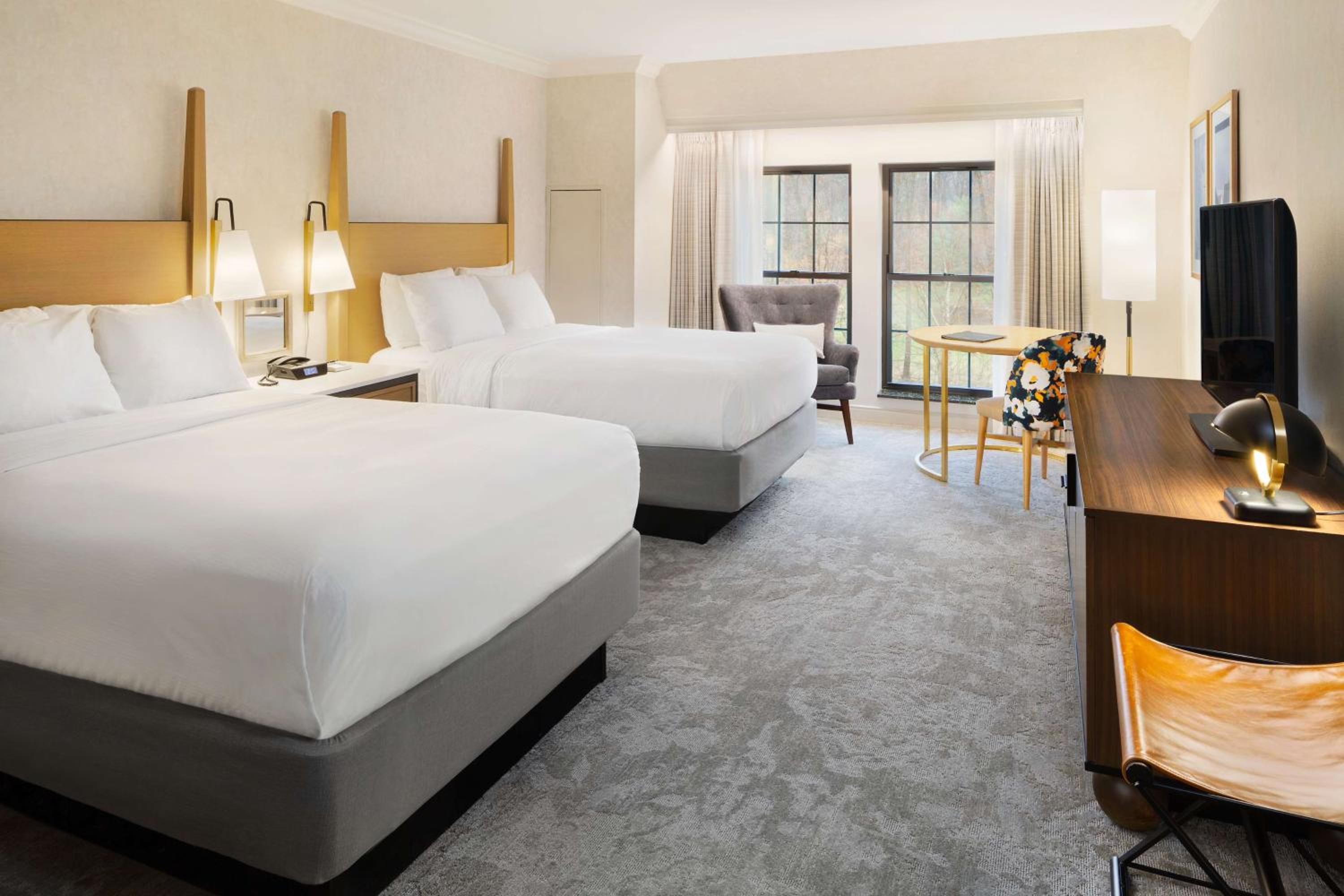 Double Room with Two Double Beds - Photo 3