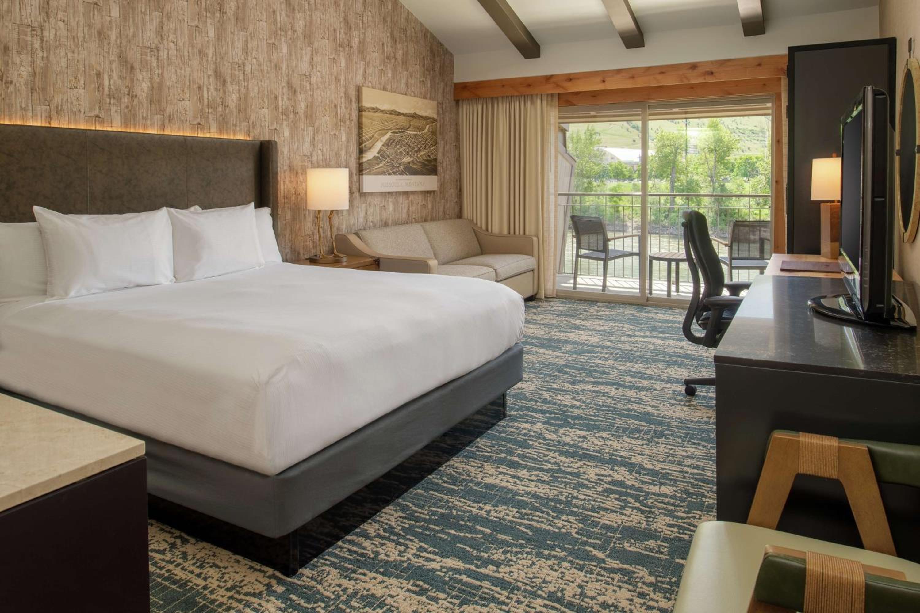 King Room with Dining Deck View