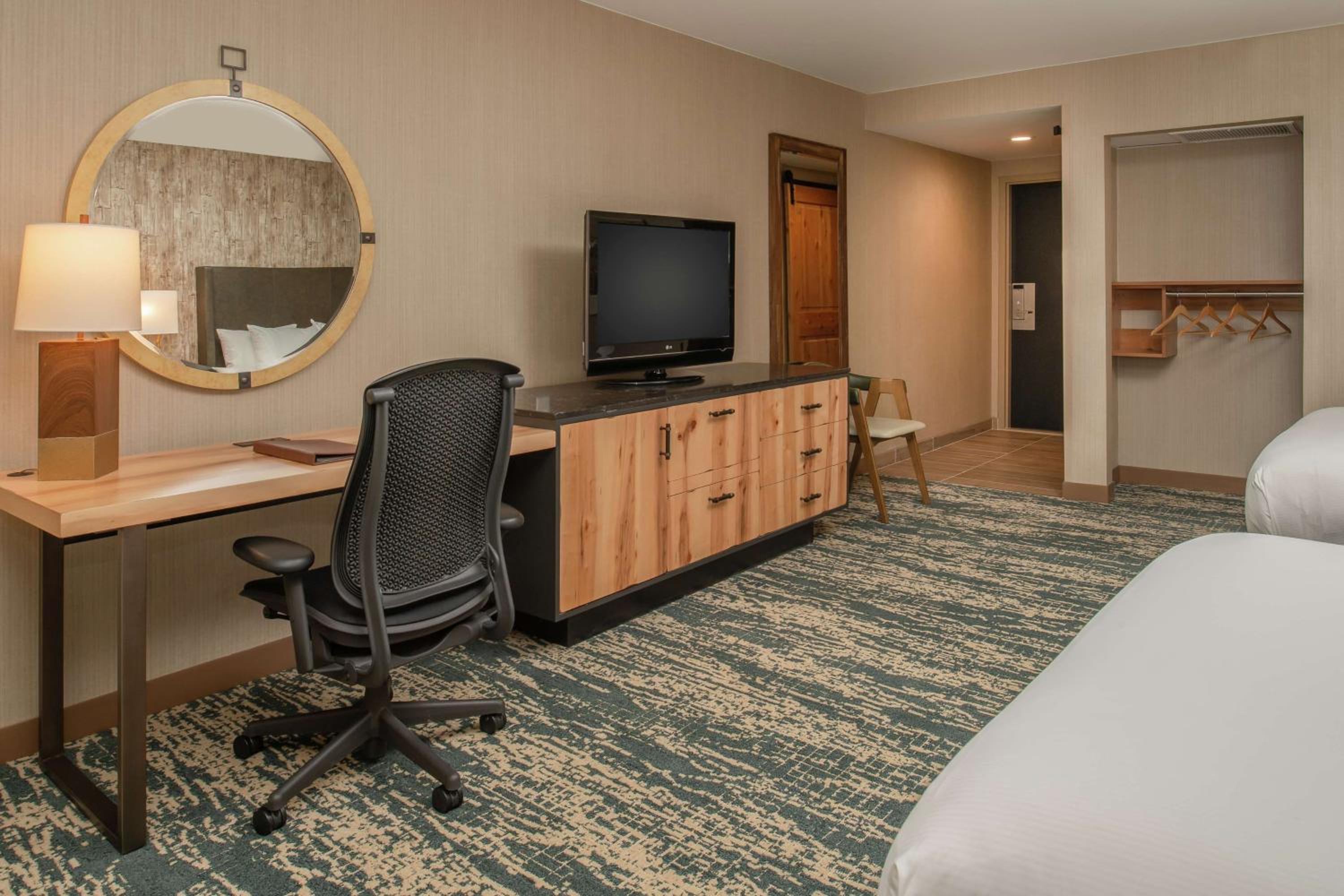 Queen Room with Two Queen Beds - Hearing Accessible - Photo 1