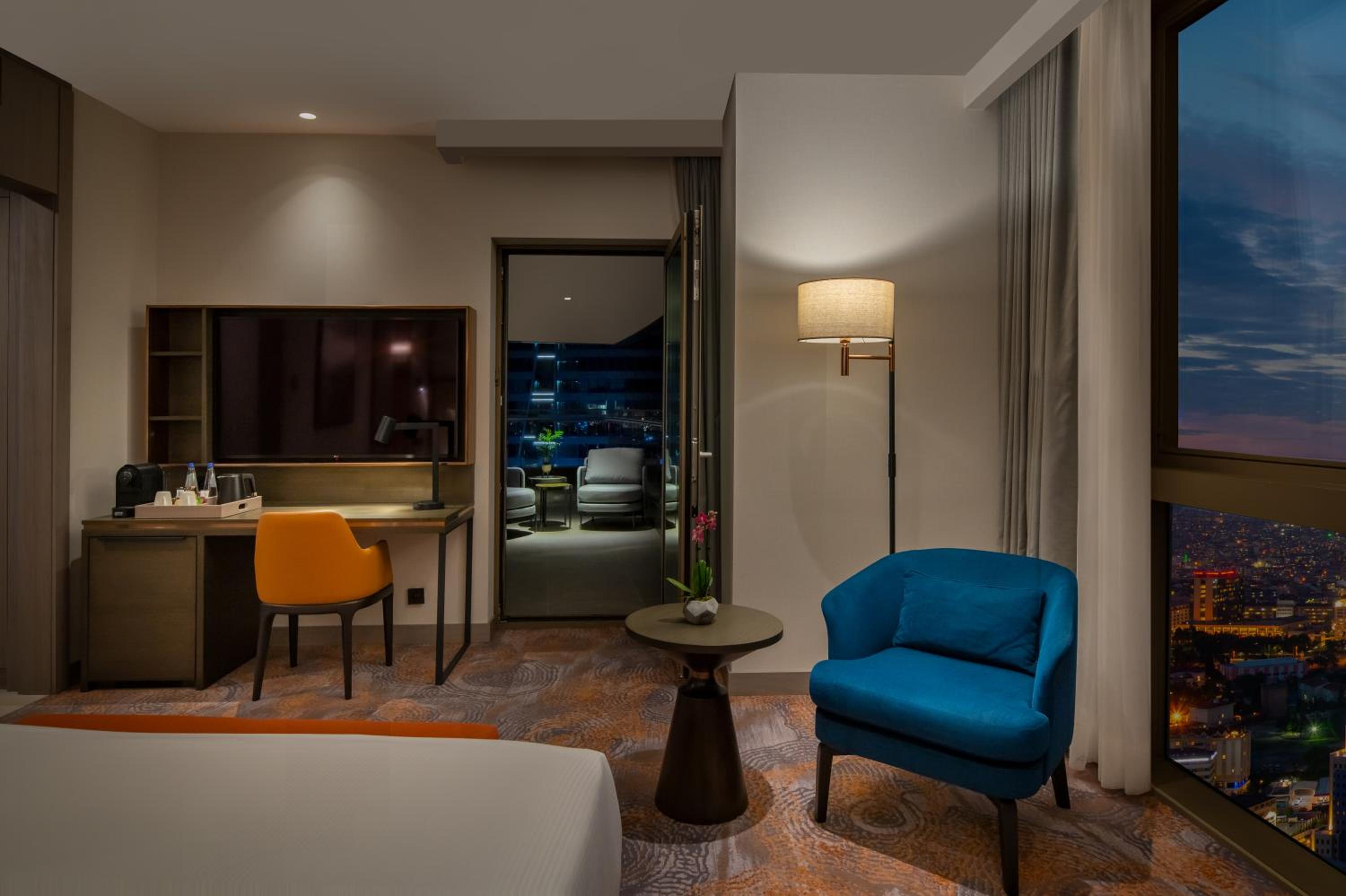 King Room with Terrace