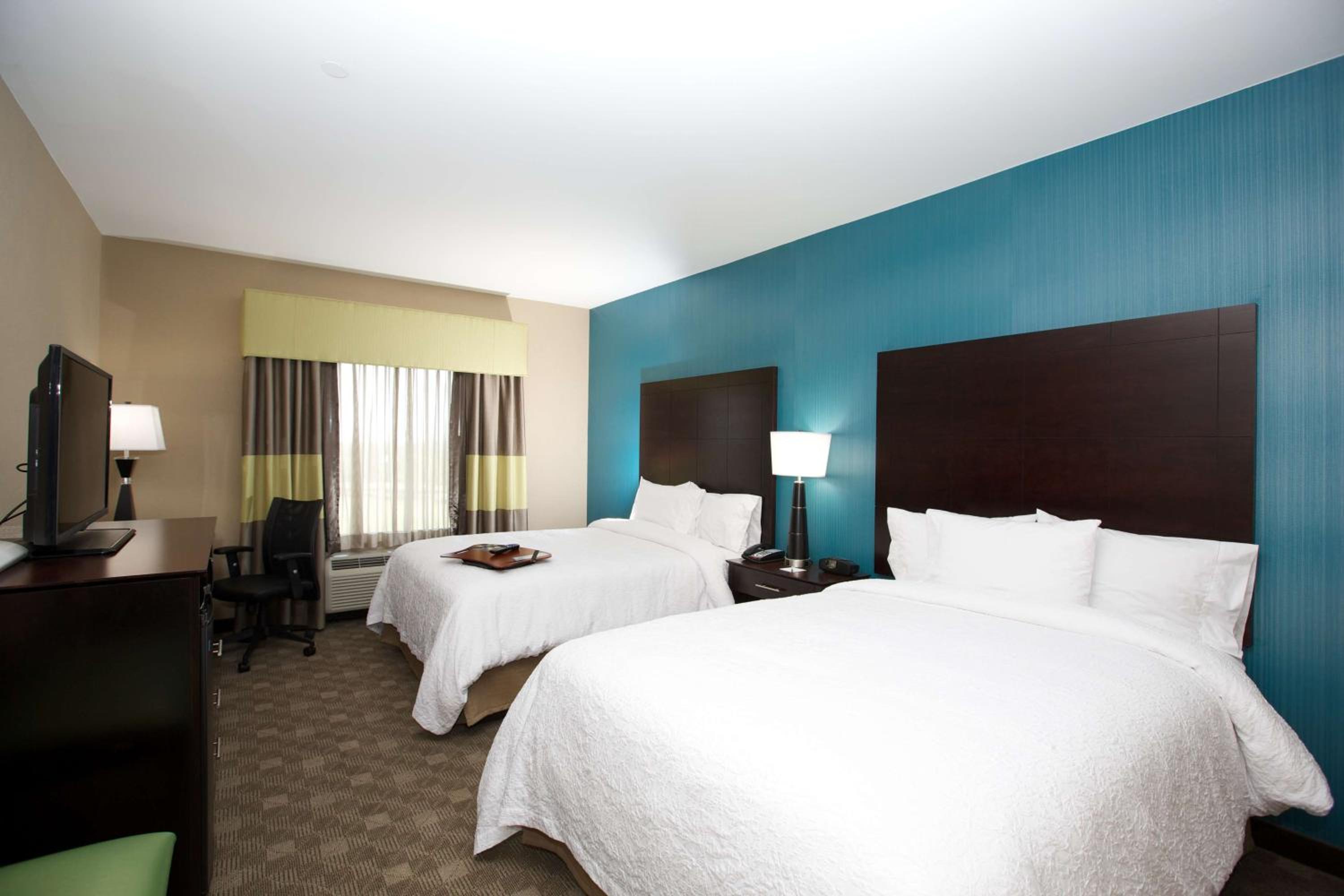 Queen Room with Two Queen Beds (4 Adults)