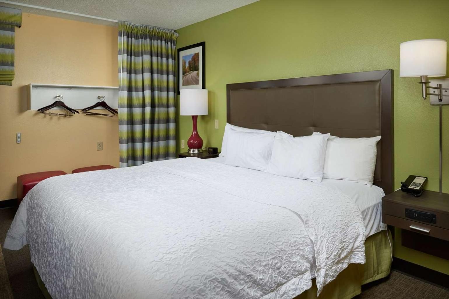 King Room - Mobility Access/Non-Smoking - Photo 2