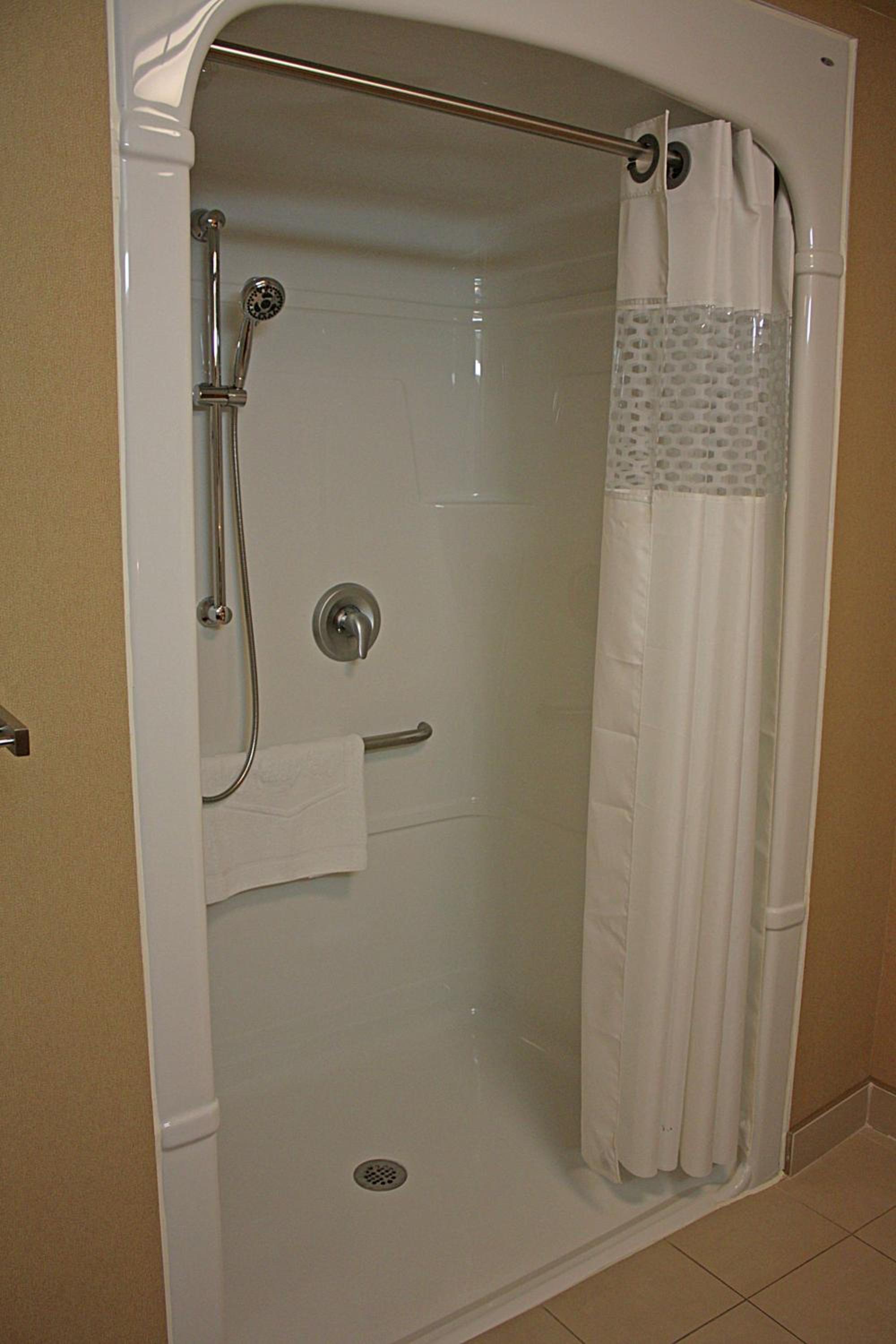 King Room - Disability Access/Non-Smoking - Photo 3
