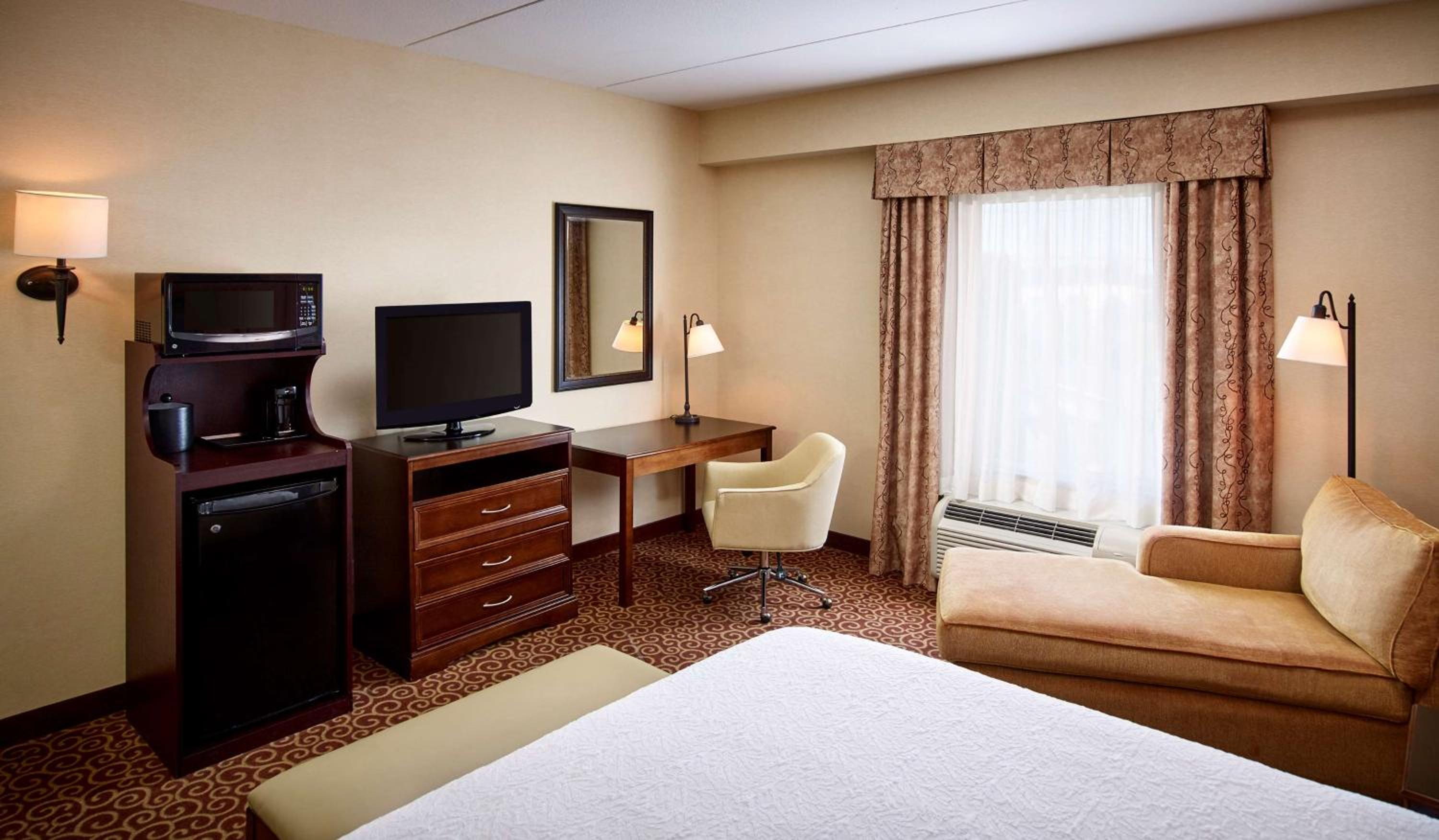 King Room - Disability Access/Non-Smoking - Photo 1