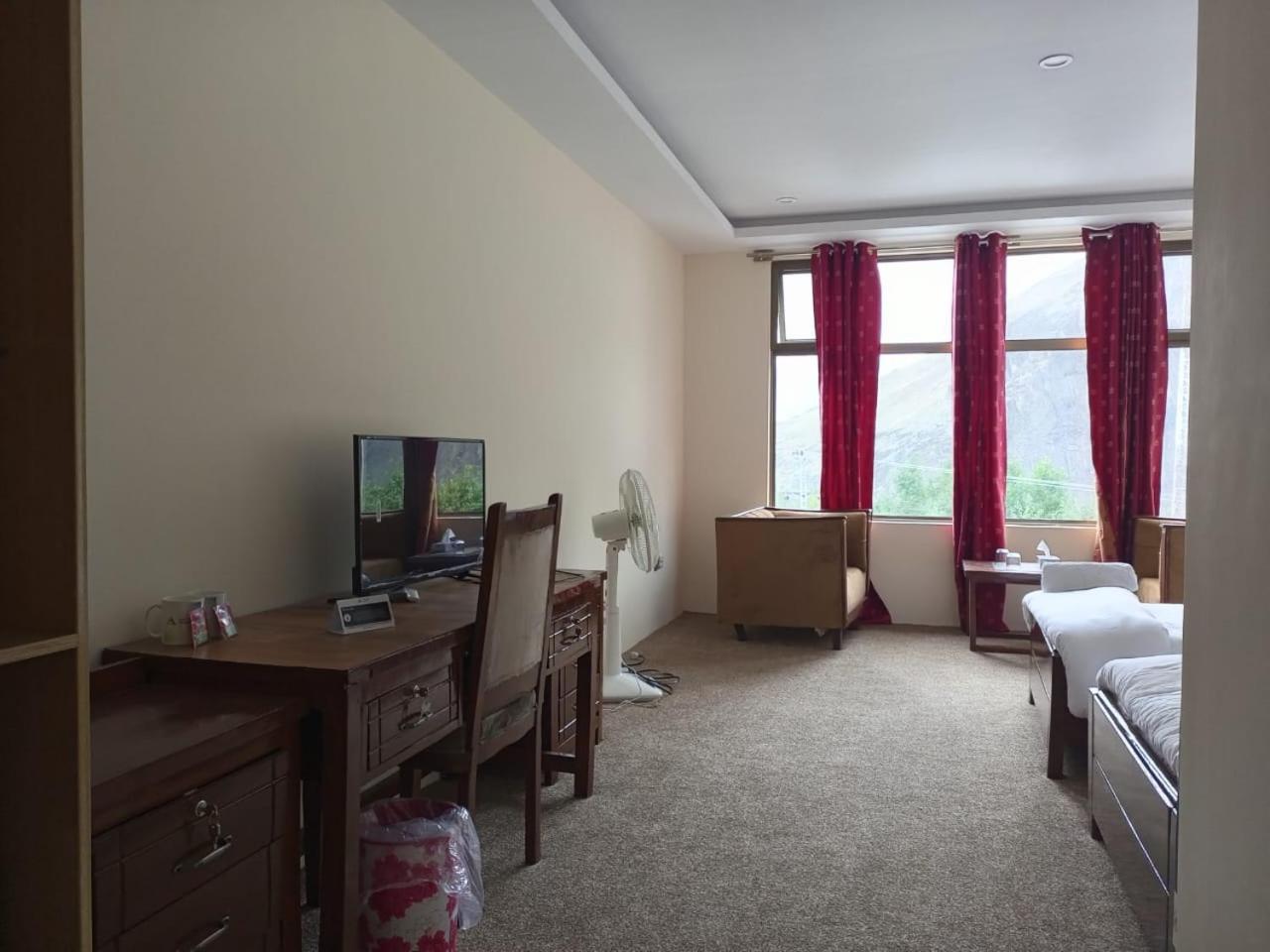 Standard Twin Room photo 3