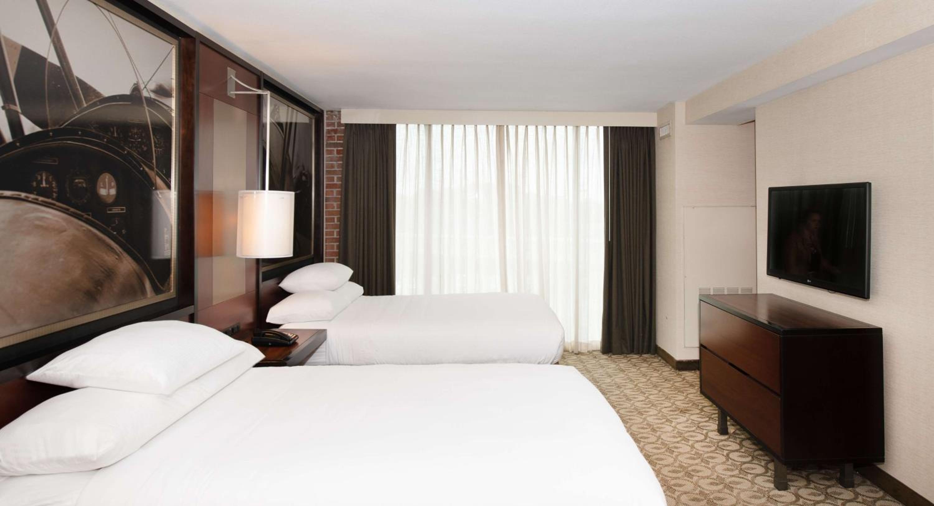 One-Bedroom Suite with Two Double Beds and Sofa Bed - Non-Smoking - Photo 9