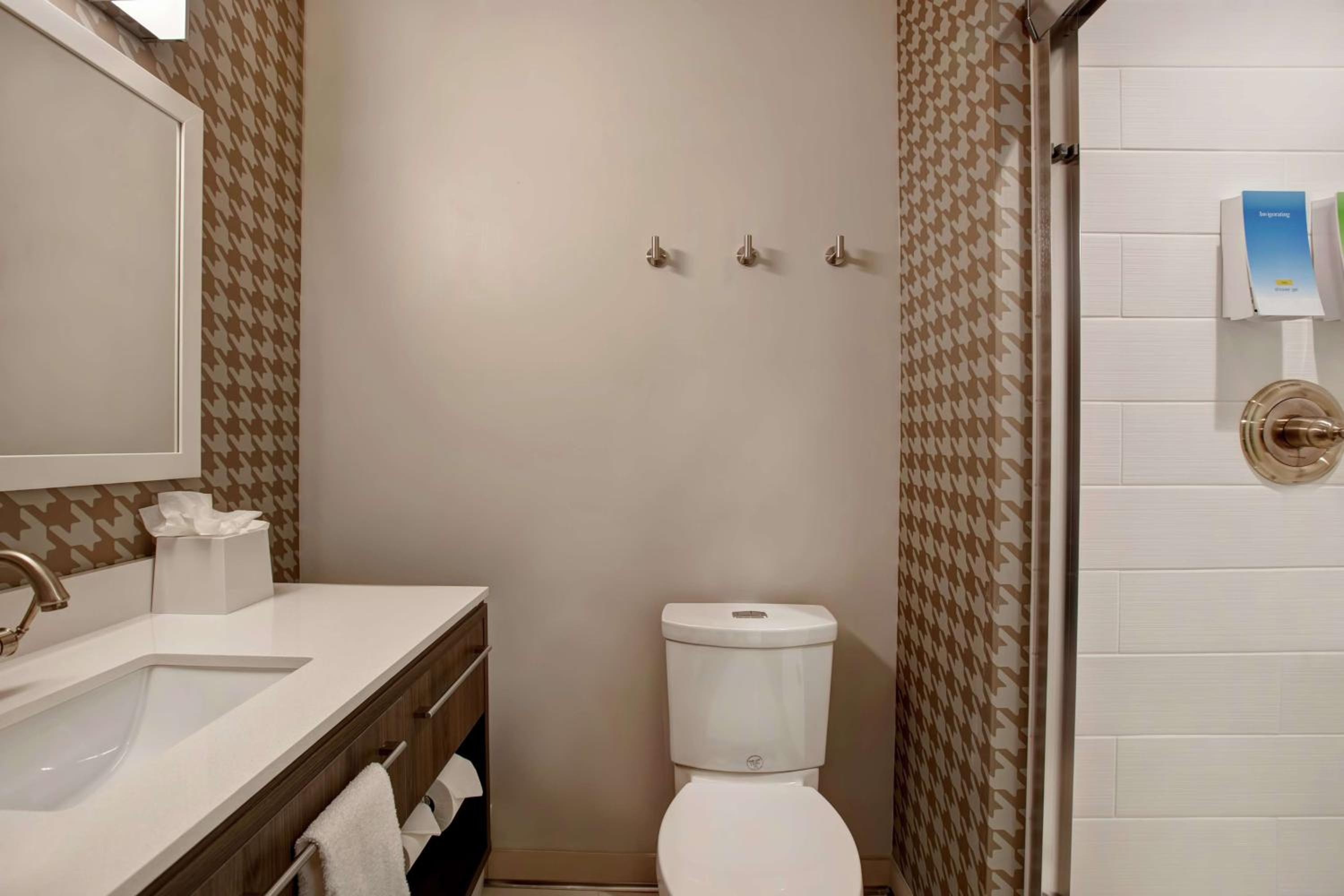 King Studio Suite - Non-Smoking - Photo 2