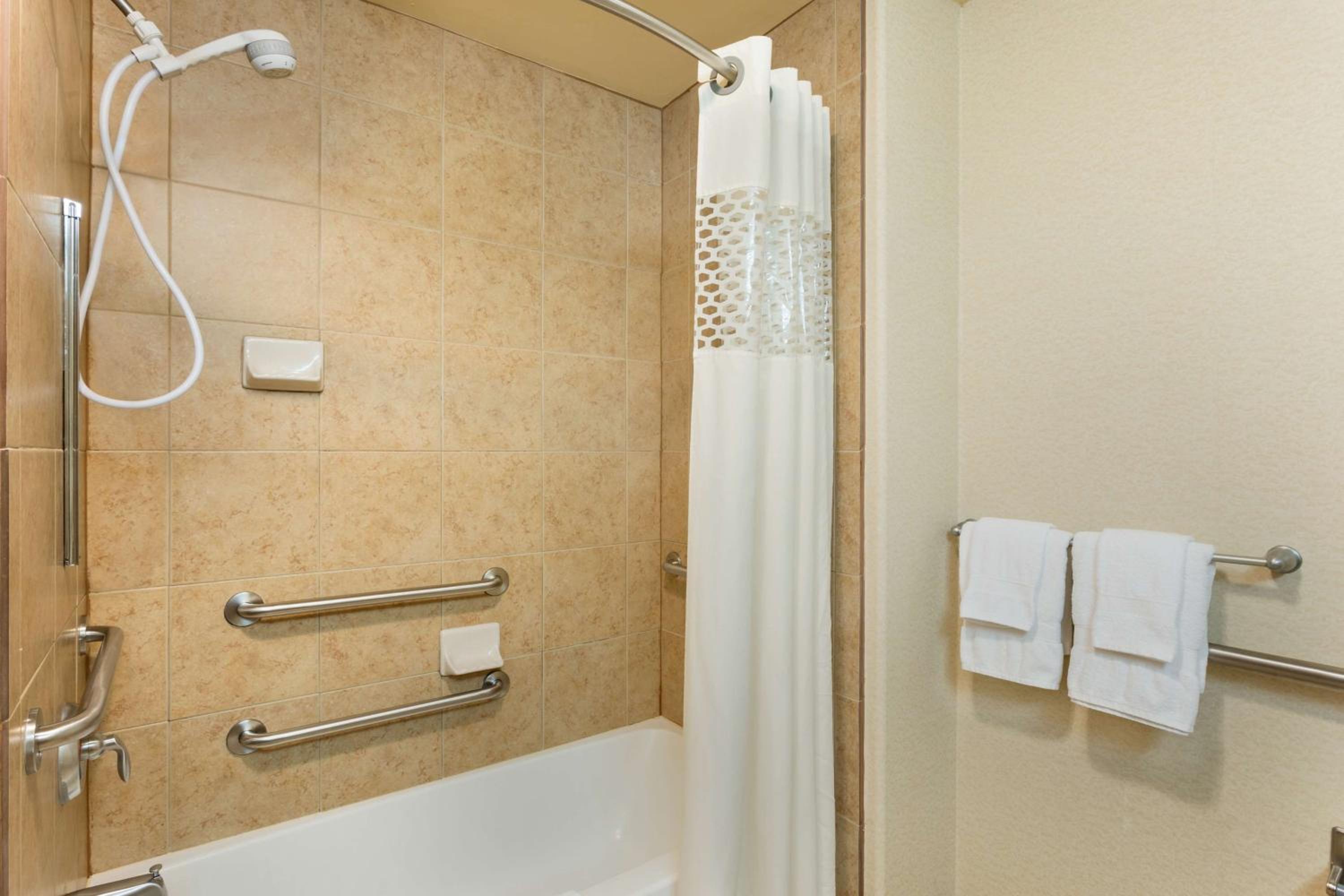 King Studio Suite - Non-Smoking - Photo 4