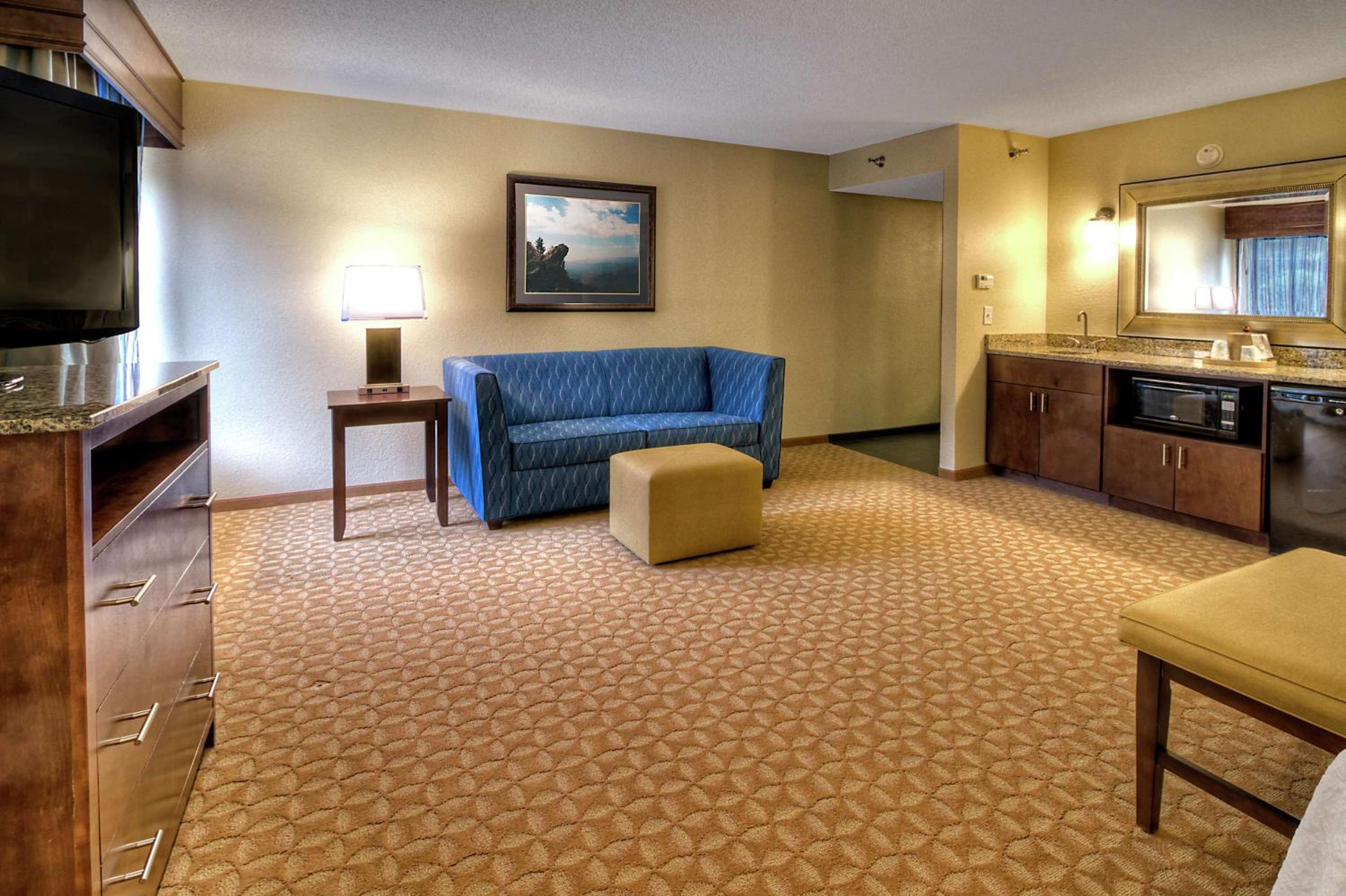 King Room - Non-Smoking - Photo 2