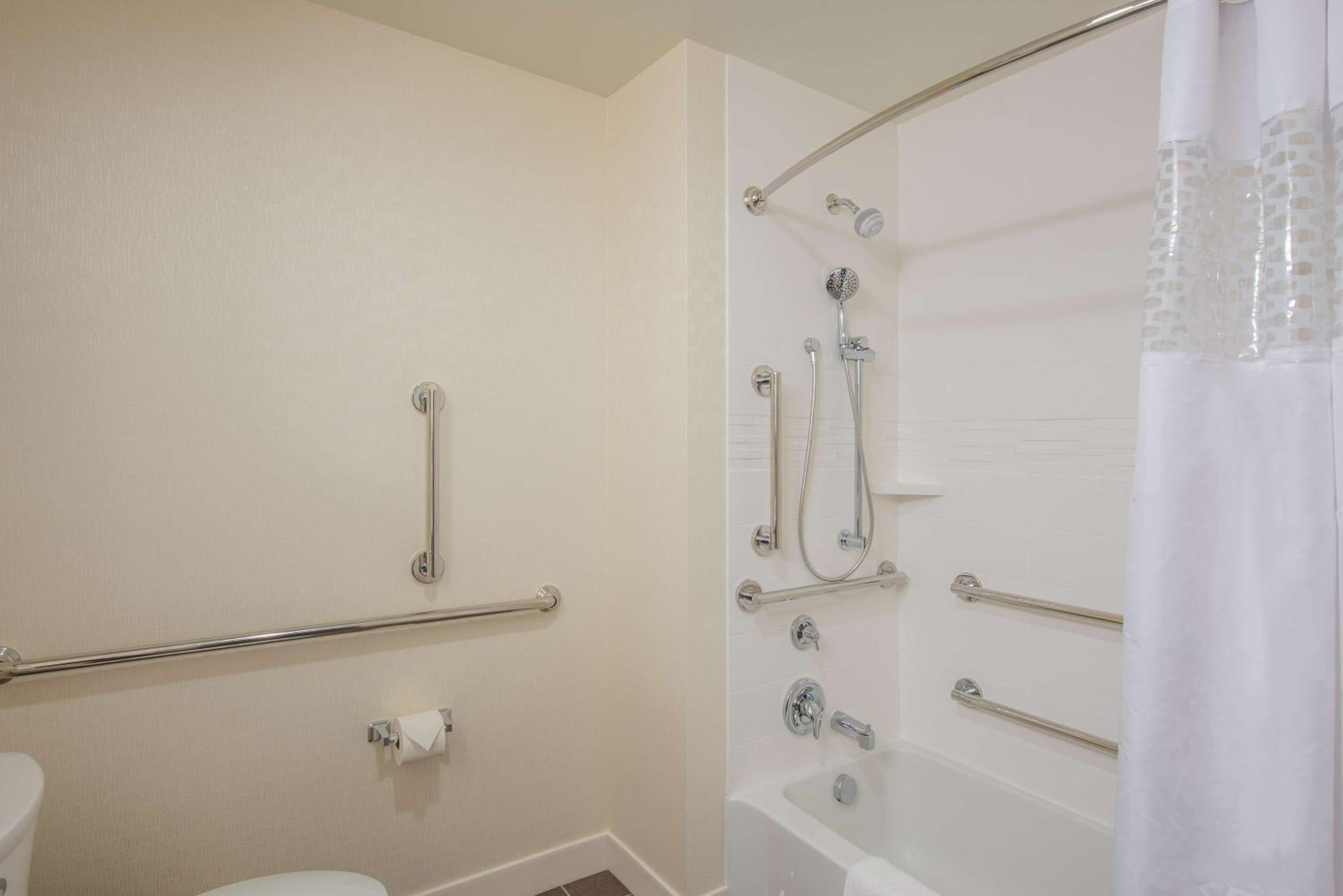 King Room - Mobility Access/Non-Smoking