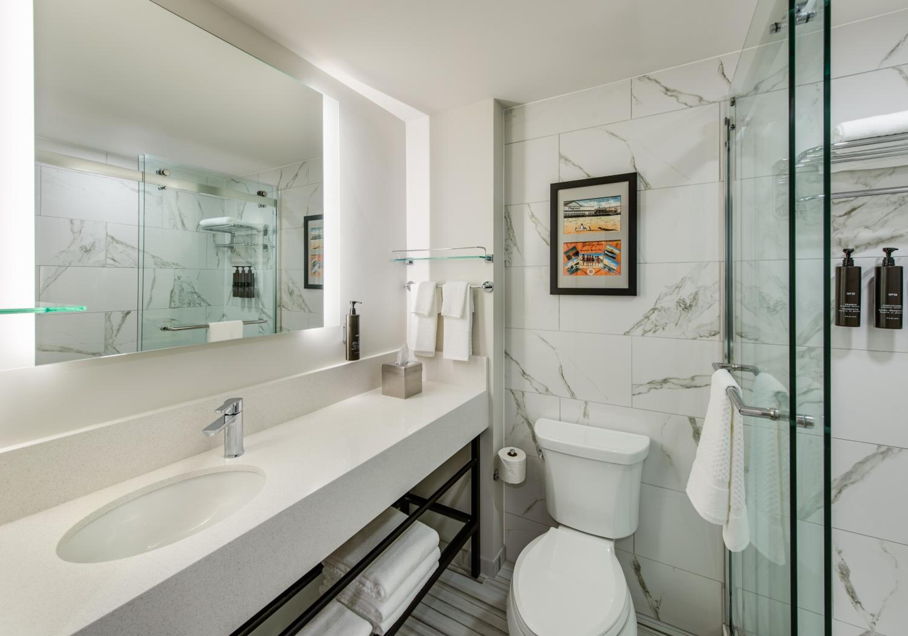 King Room - Hearing Access - Photo 2