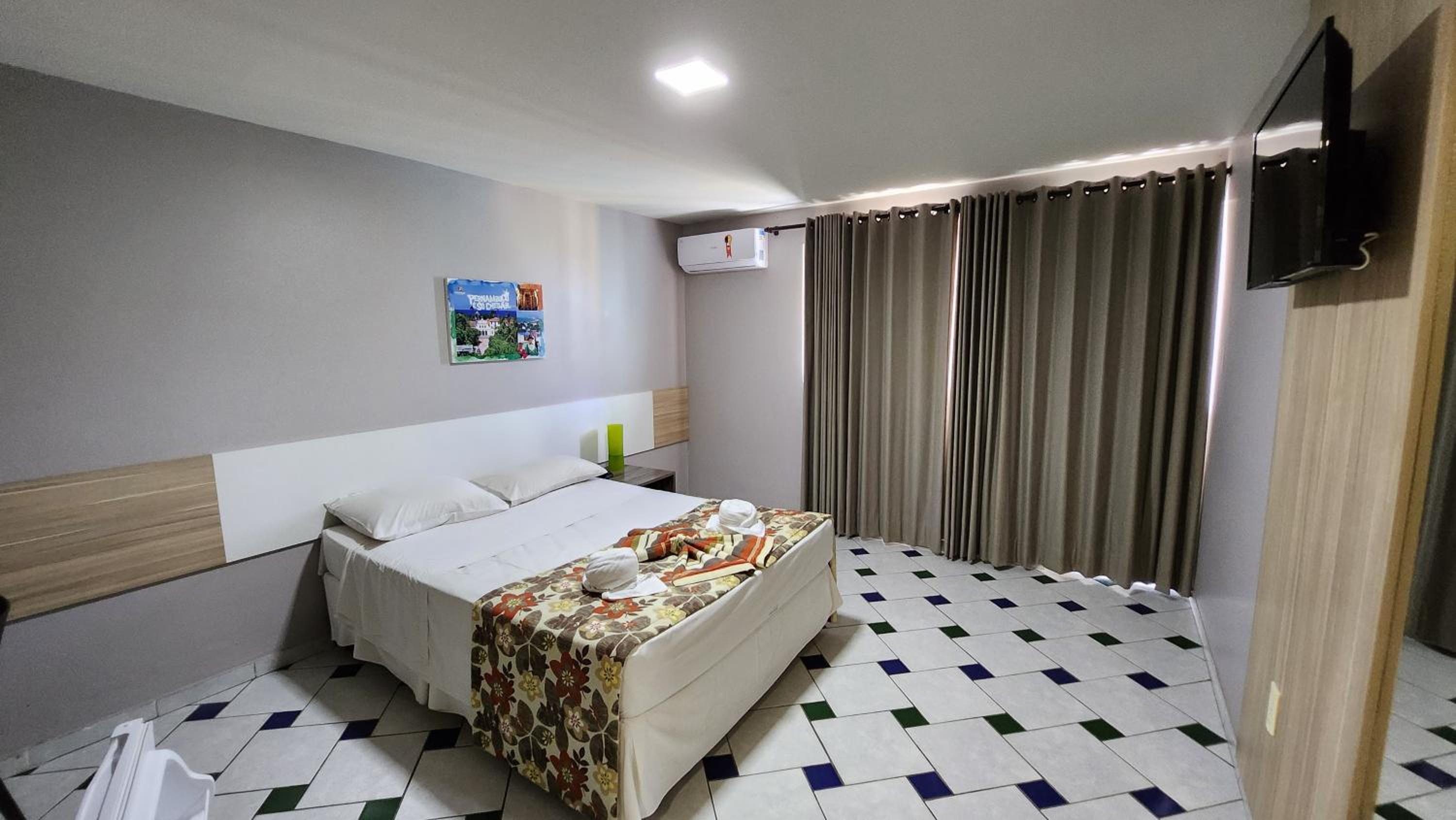Deluxe Double Room with Balcony photo 3