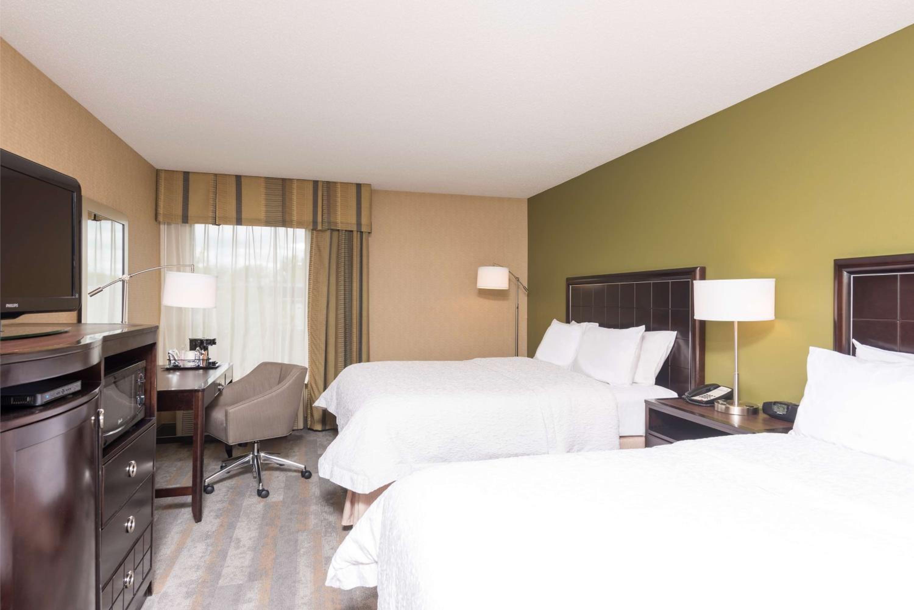 Room with Two Queen Beds - Non-Smoking - Photo 1