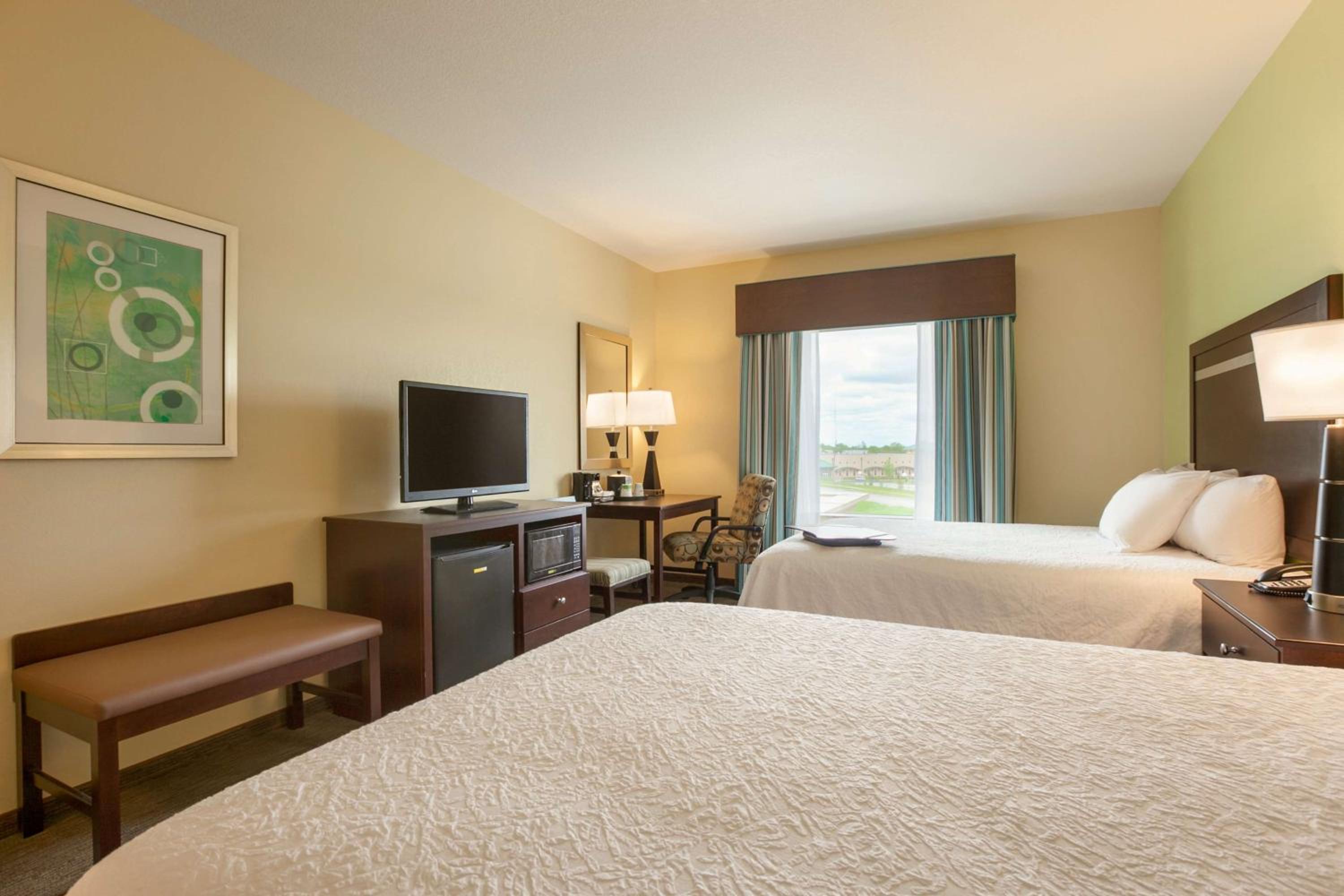 Room with Two Queen Beds - Non-Smoking
