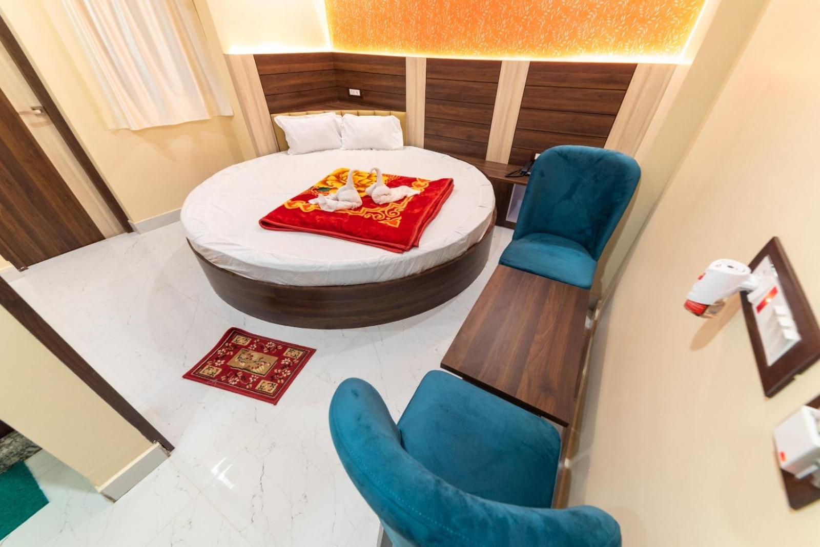 Queen Room With Balcony photo 2