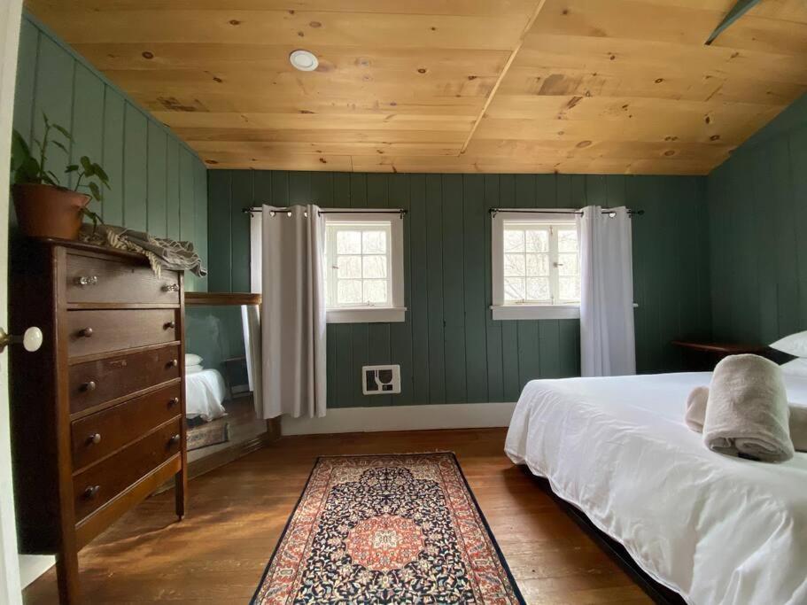 Four-Bedroom House photo 3