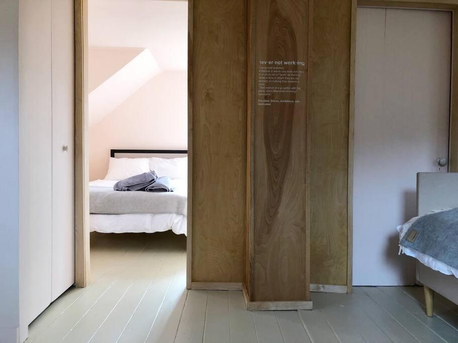 One-Bedroom House photo 3