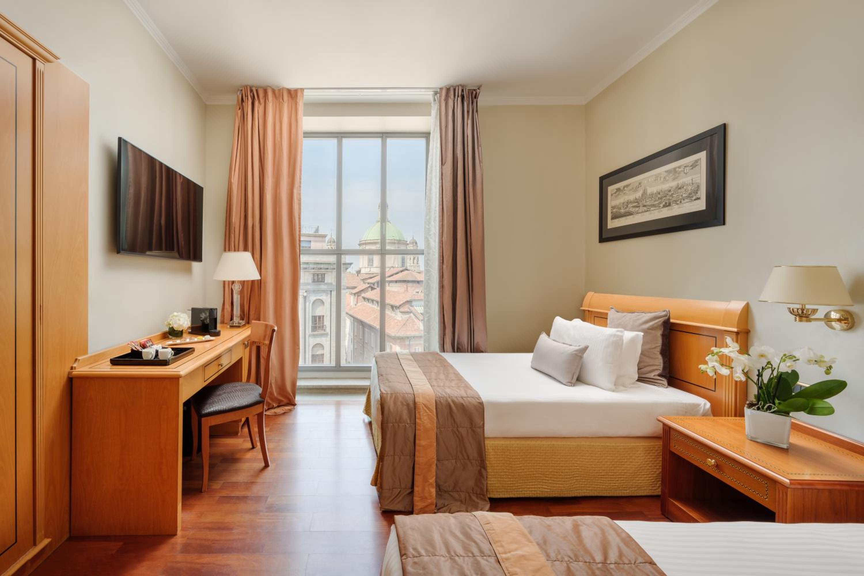 Classic Double or Twin Room - Photo 13
