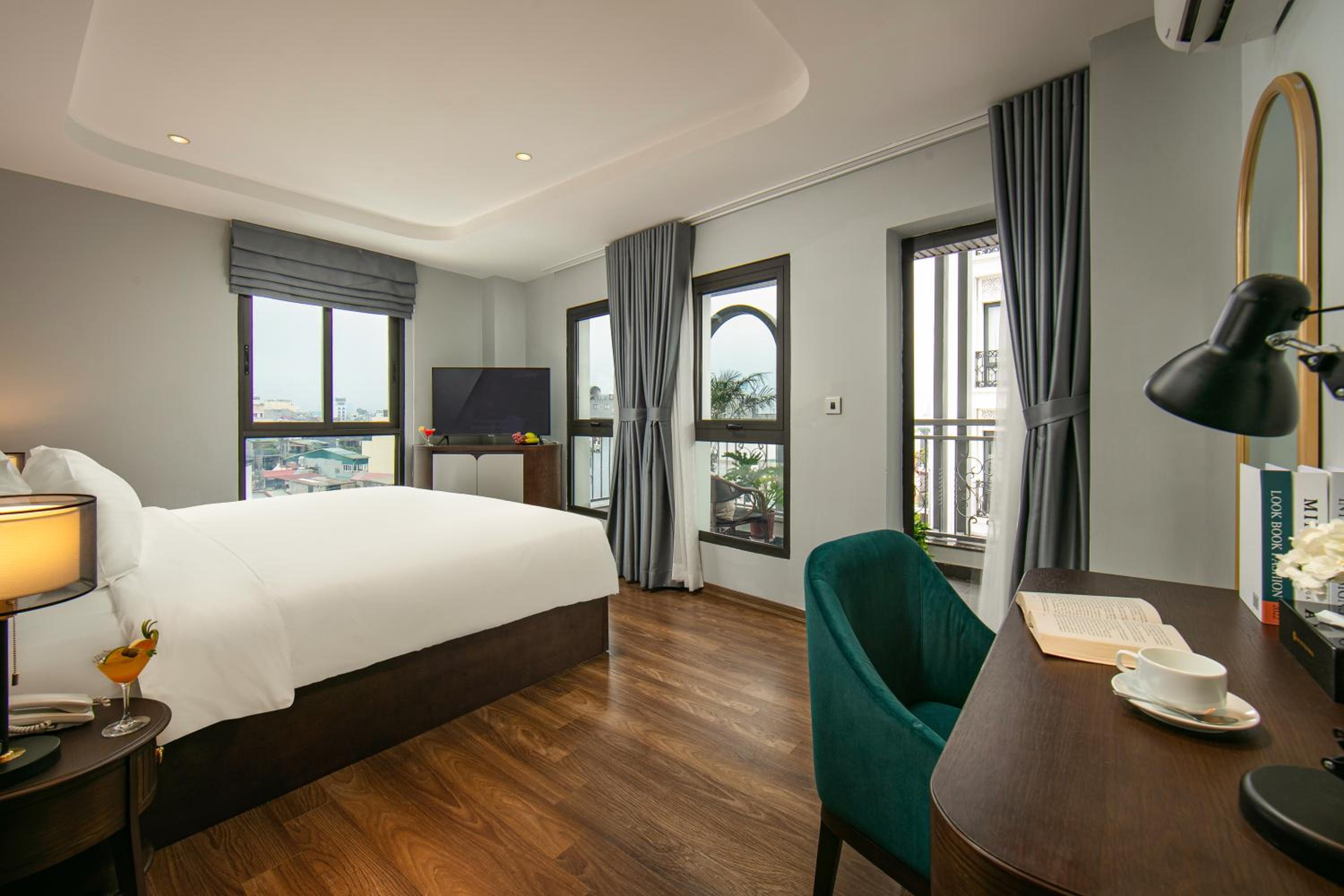 Executive Balcony