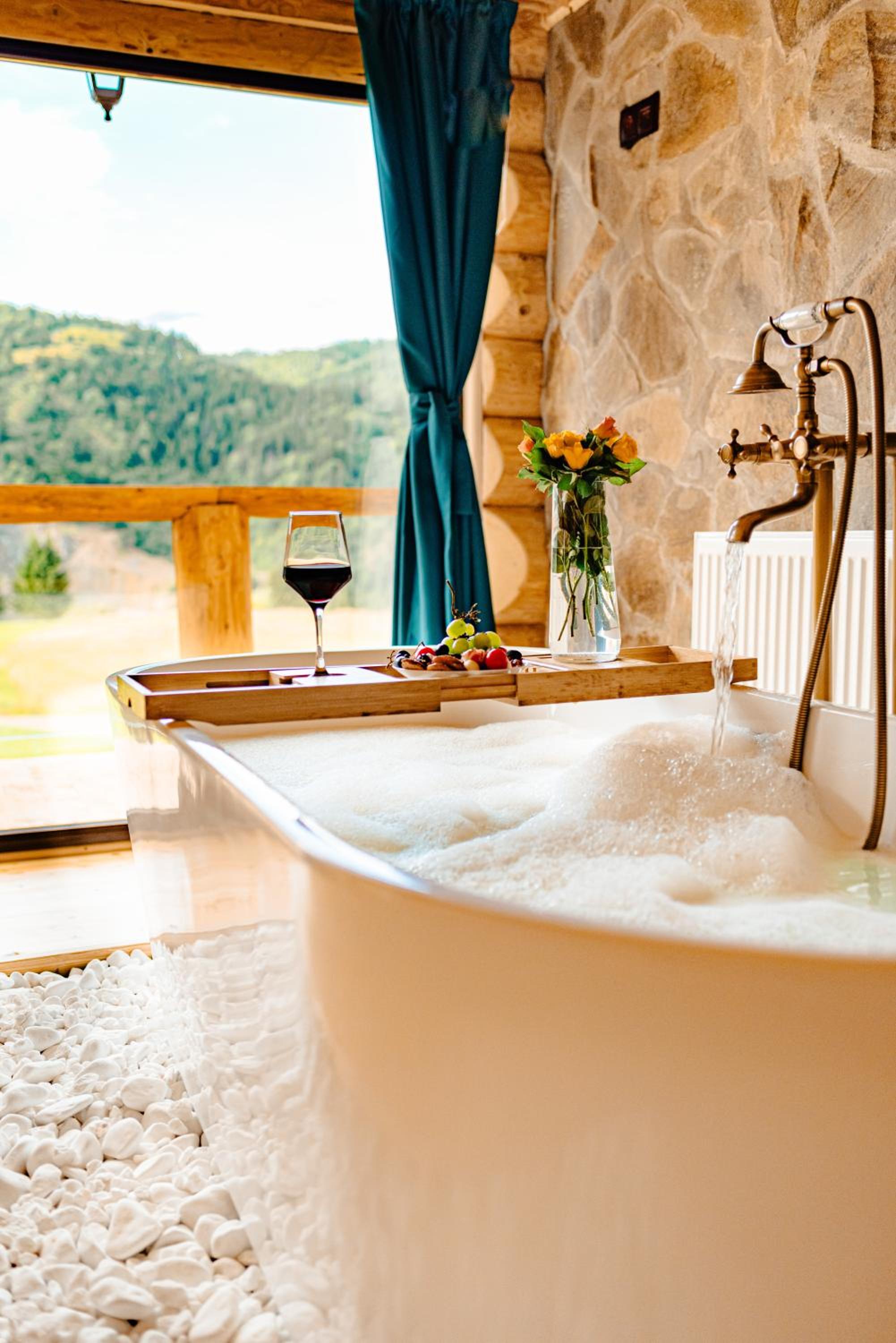 Deluxe Double Room with Bath photo 3