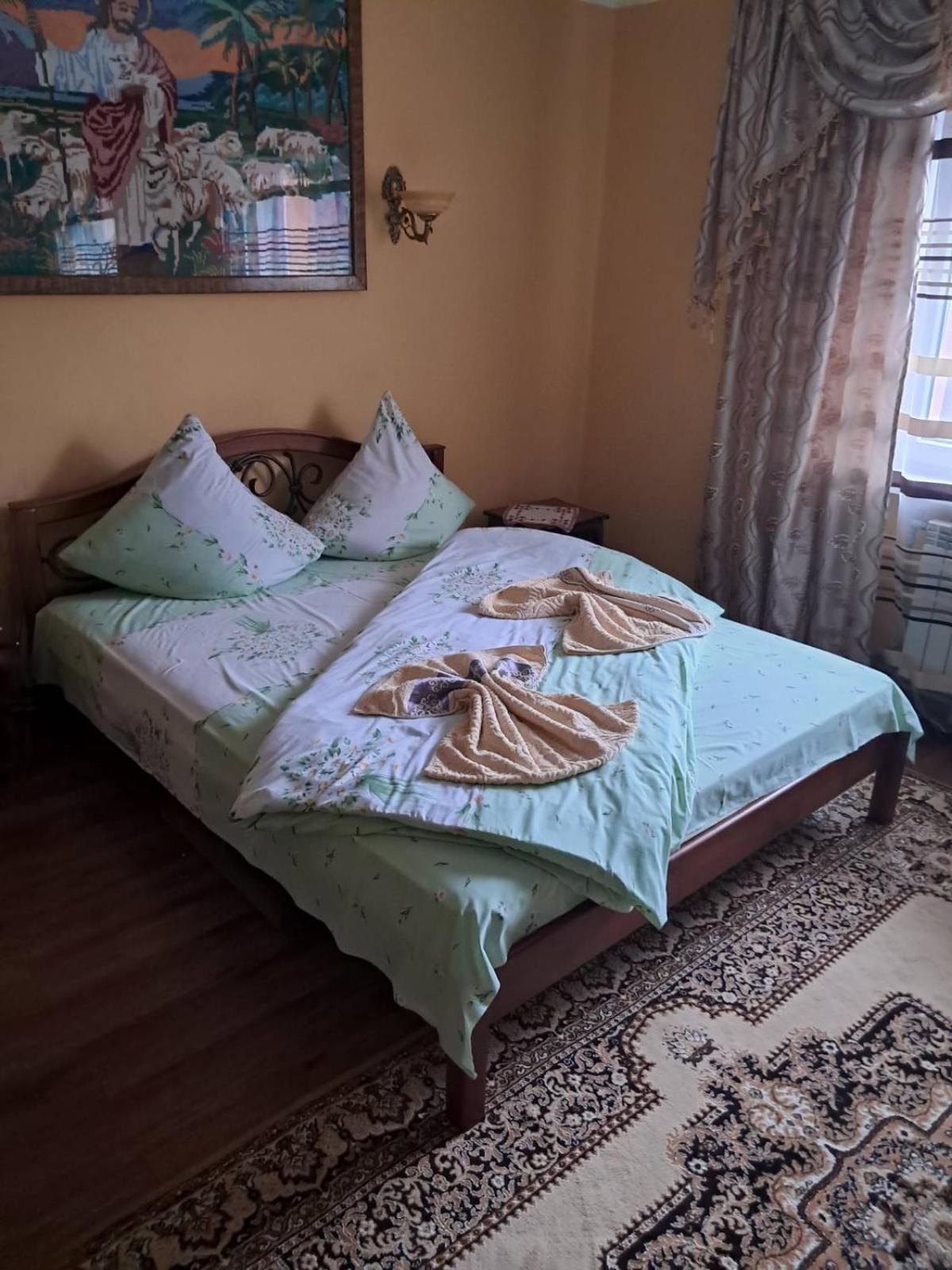 Deluxe Double Room (2 Adults + 1 Child) photo 1
