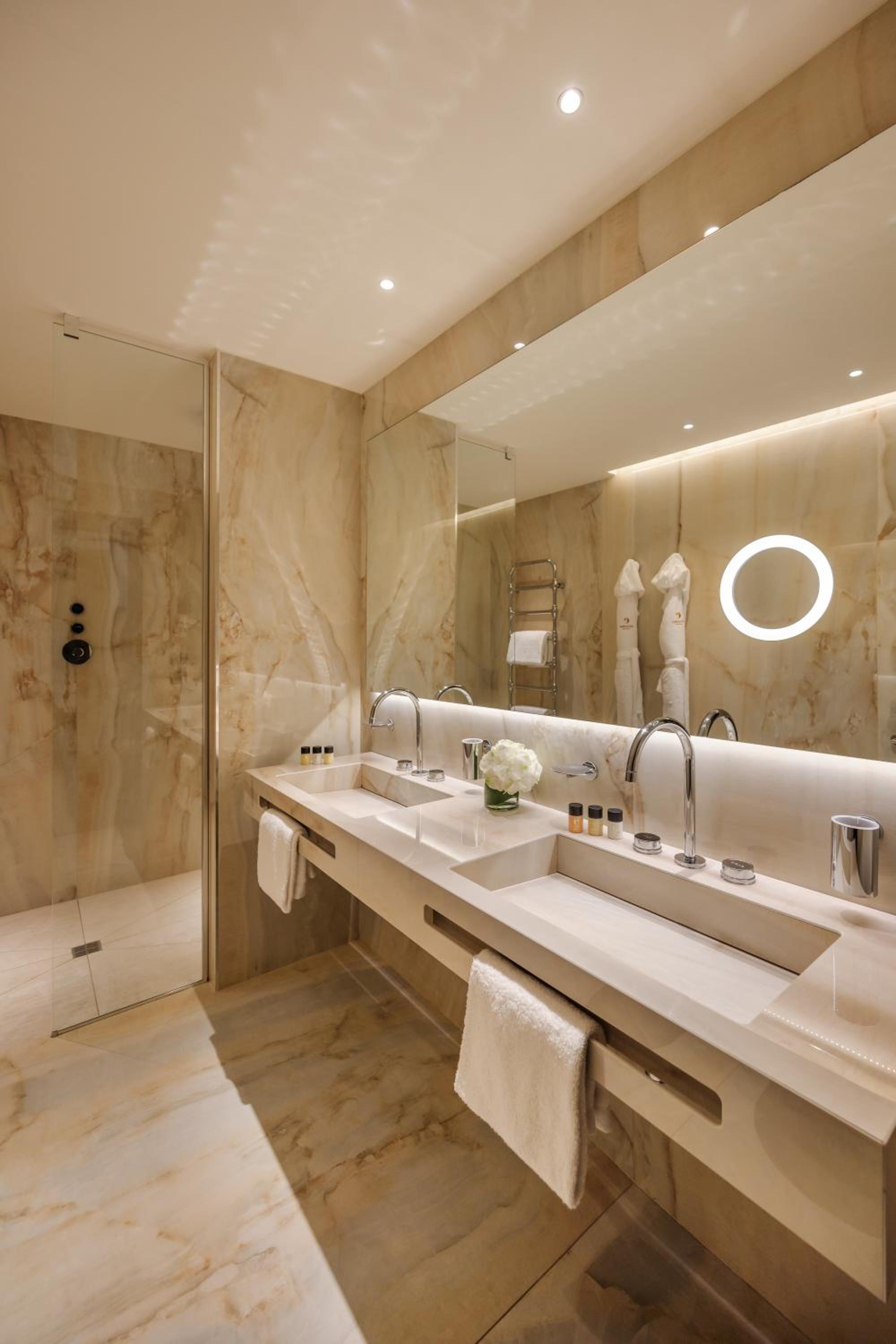 Executive Junior Suite - Photo 6