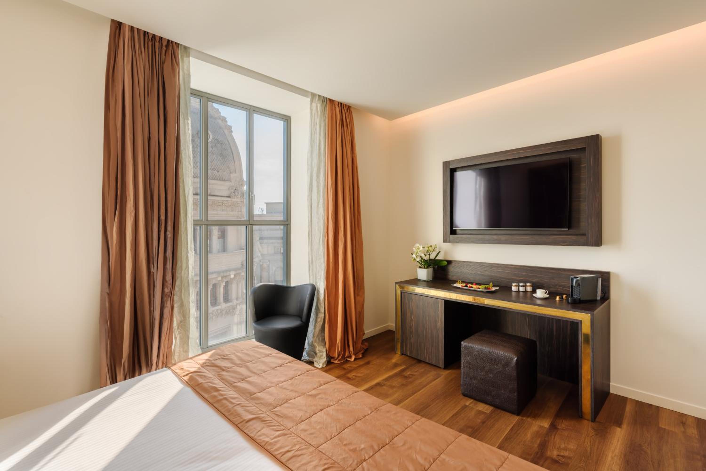 Executive Double or Twin Room - Photo 7