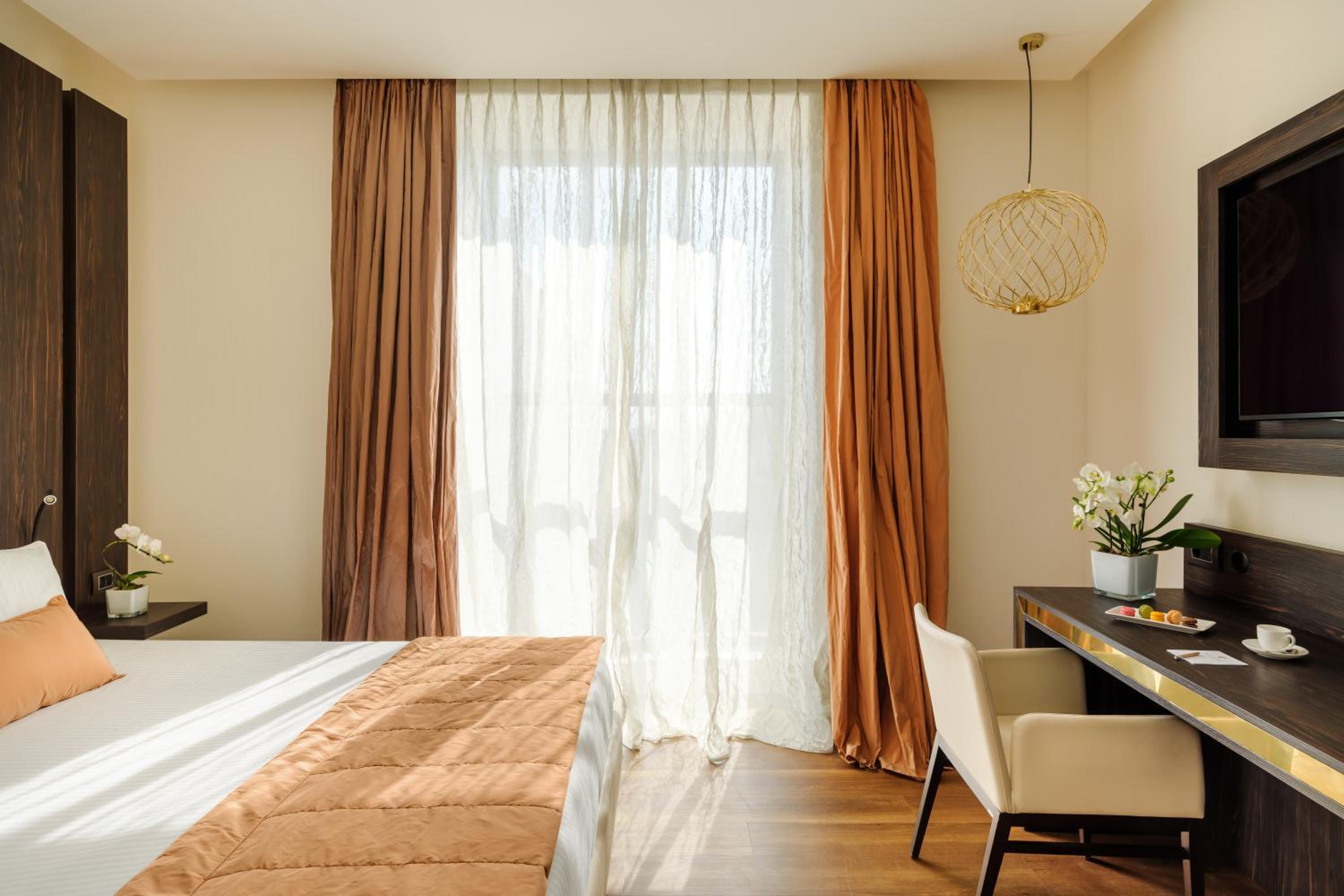 Executive Double or Twin Room - Photo 5