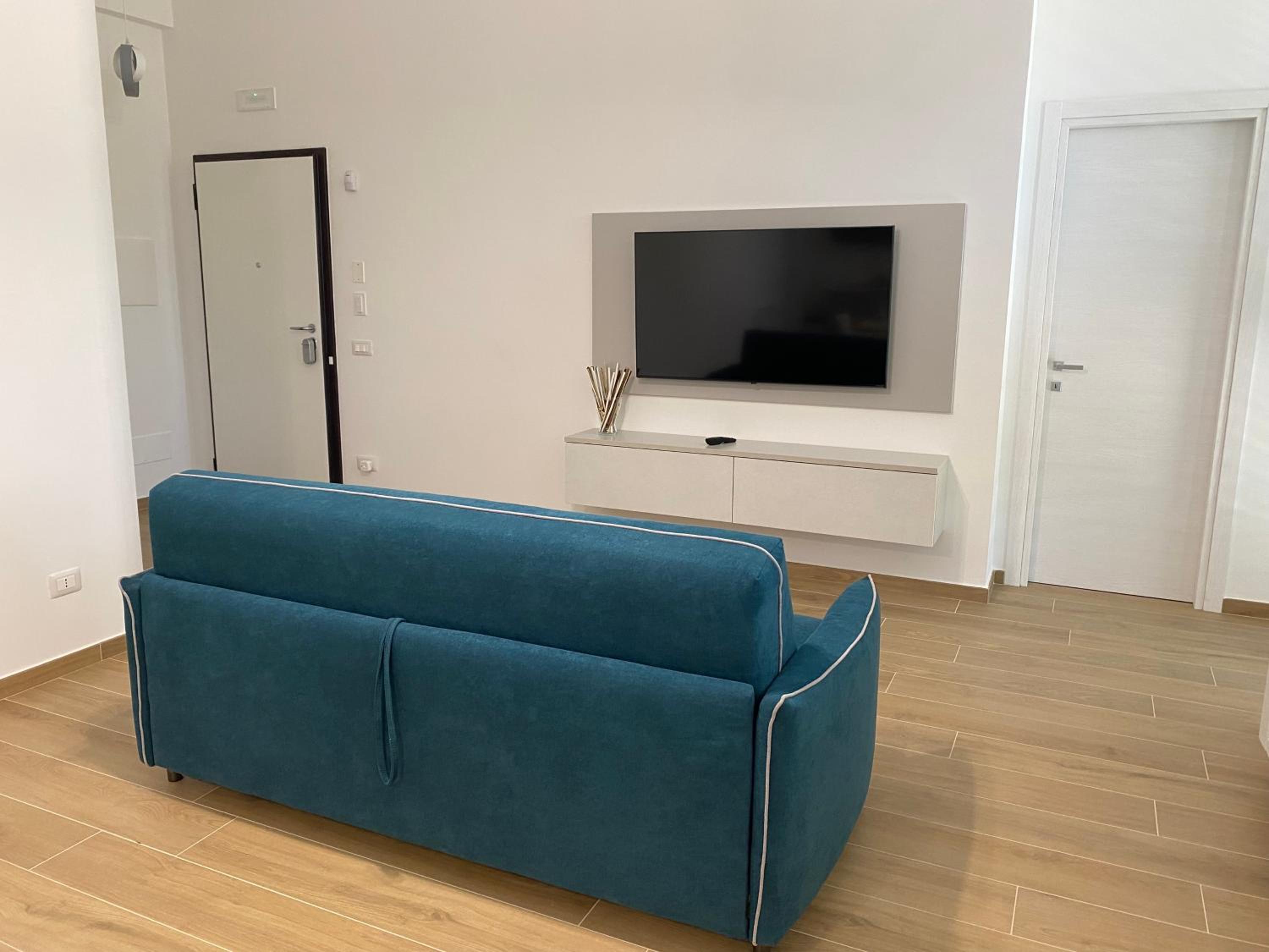 Three-Bedroom House photo 1