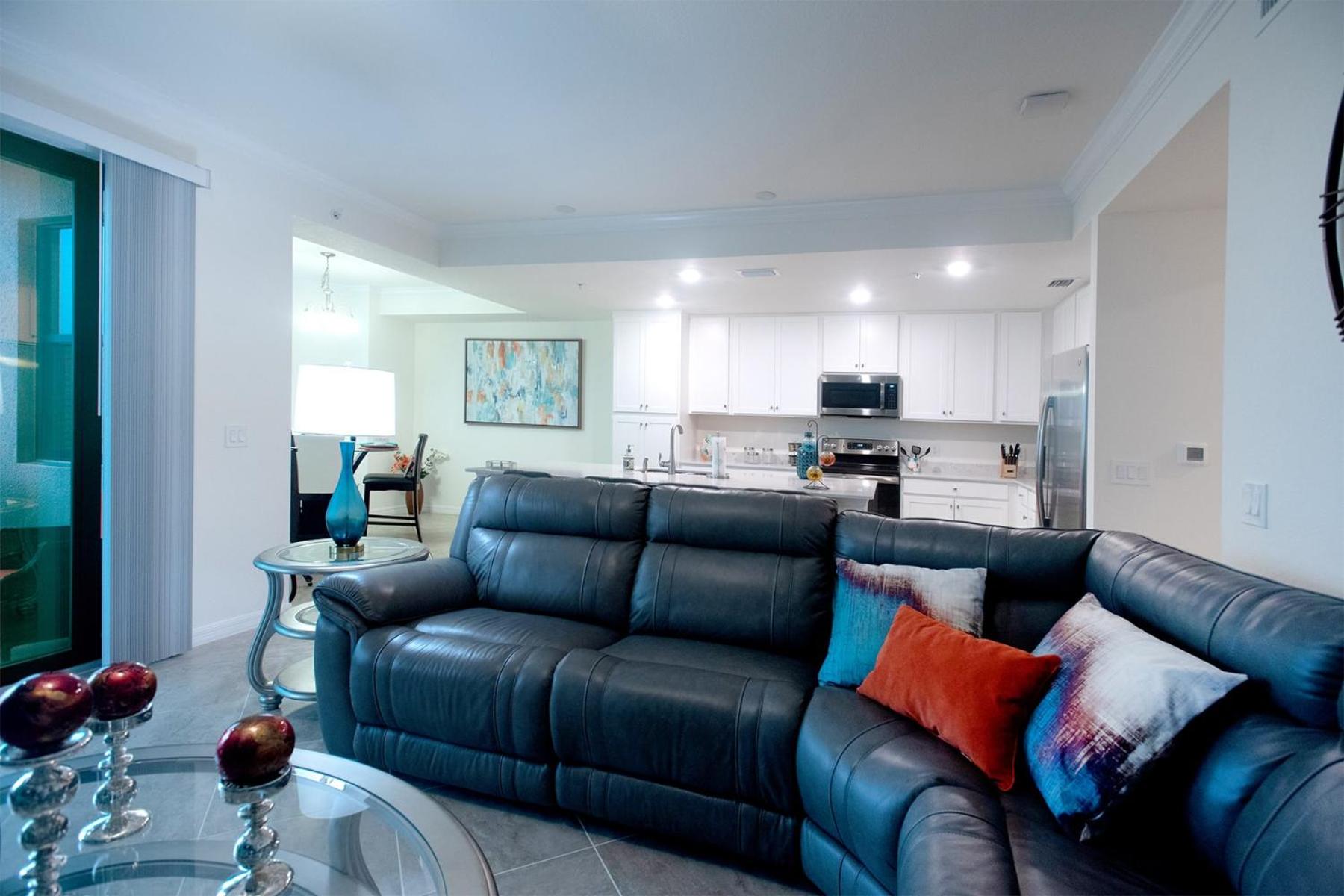 Apartment photo 2