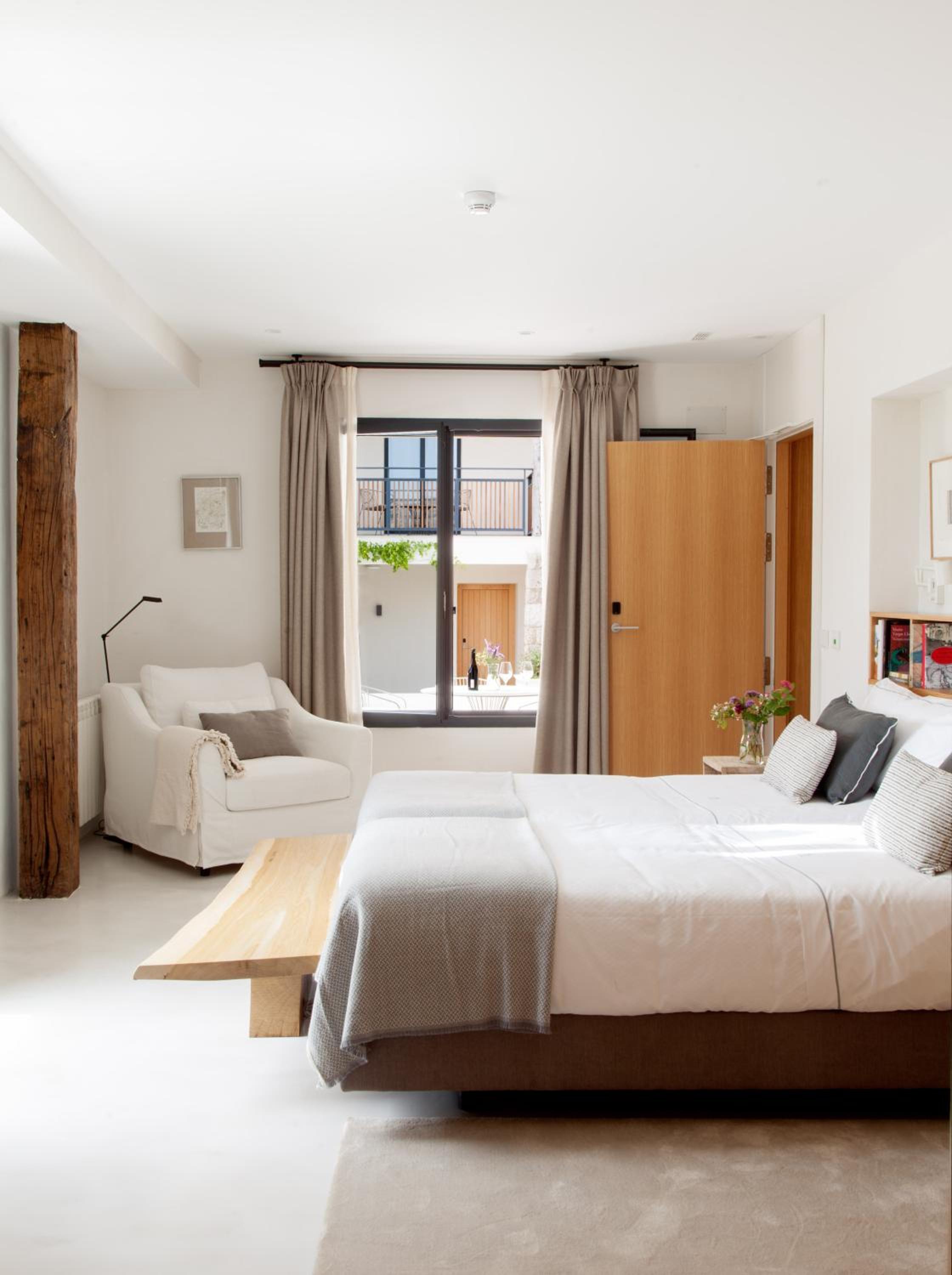 Superior Double Room - Photo 4