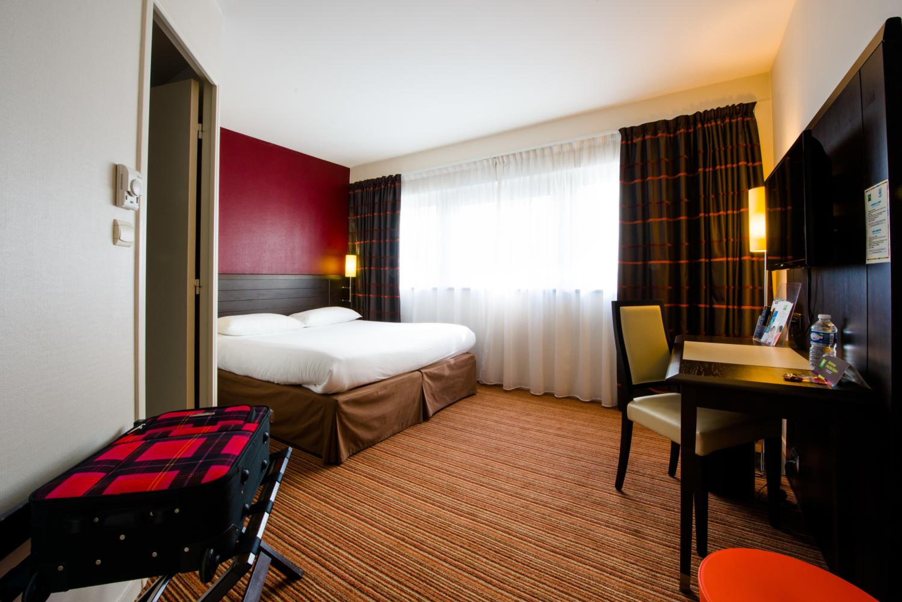 Standard Double Room - Photo 1