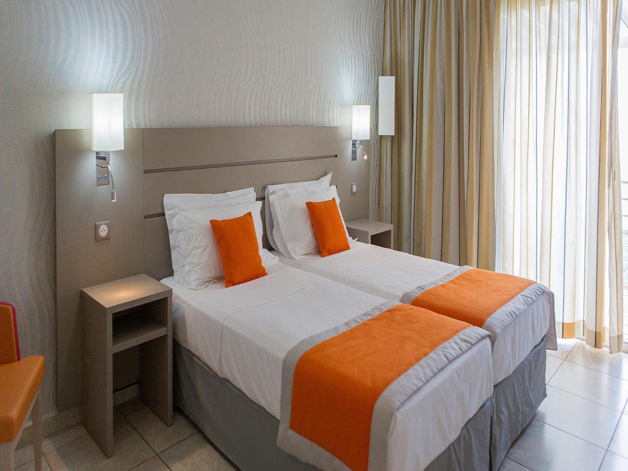 Comfort Queen Room - Photo 4